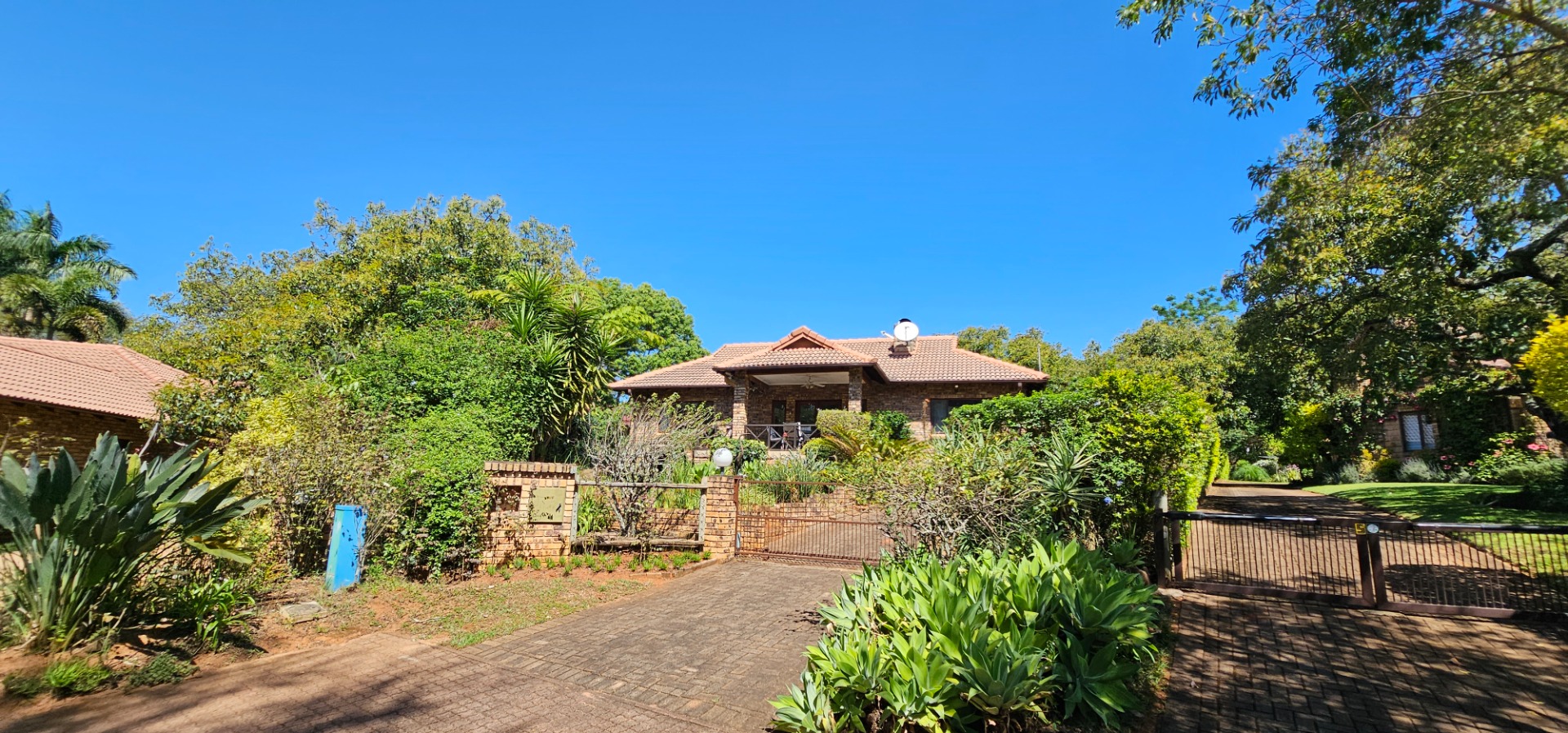 3 Bedroom House For Sale in White River Country Estate, 6 Lake Dornoch