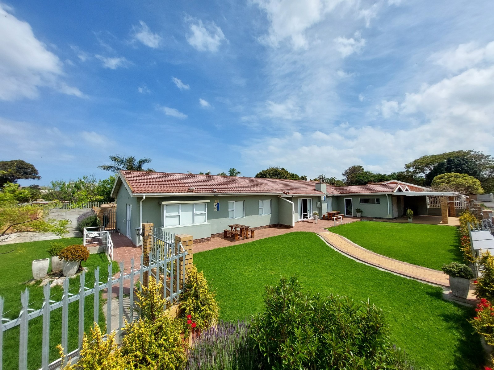 Modern 5Bedroom House for Sale, Strand South Style, Space, Functionality. ENT0260765 MyProperty