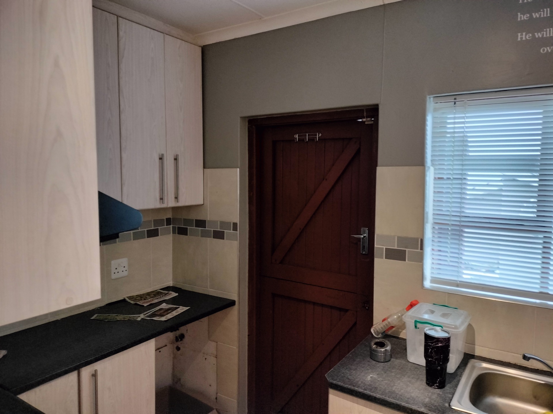 3 Bedroom House in Mountain View, Uitenhage For Sale for R 750,000 