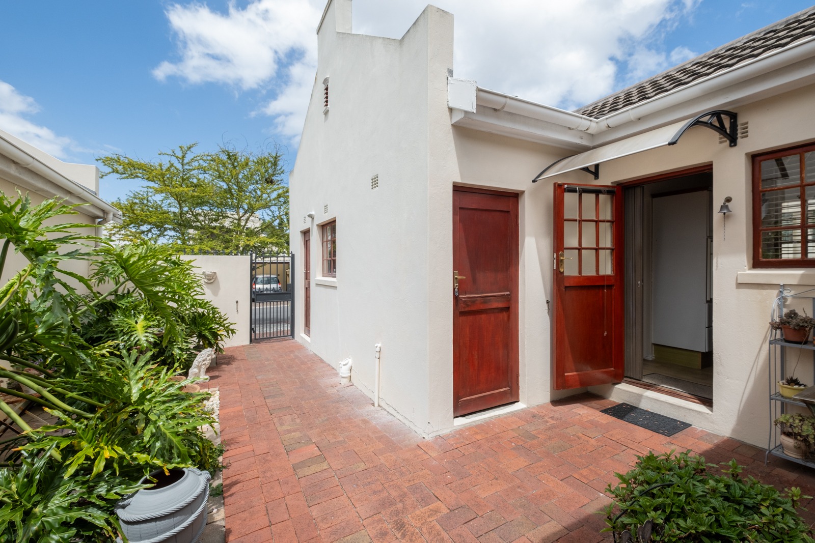 3 Bedroom House in Tokai For Sale R4,500,000 ENT0264532