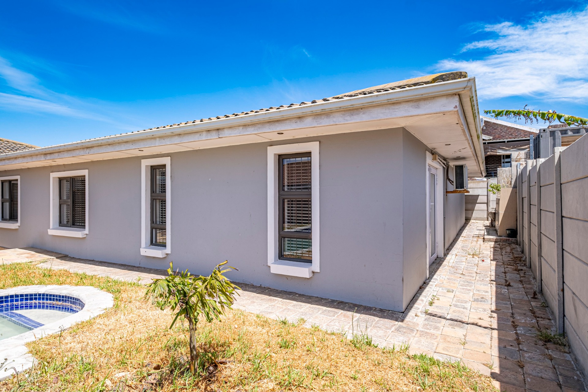 4 Bedroom House in Parsons Ridge, Port Elizabeth For Sale for R