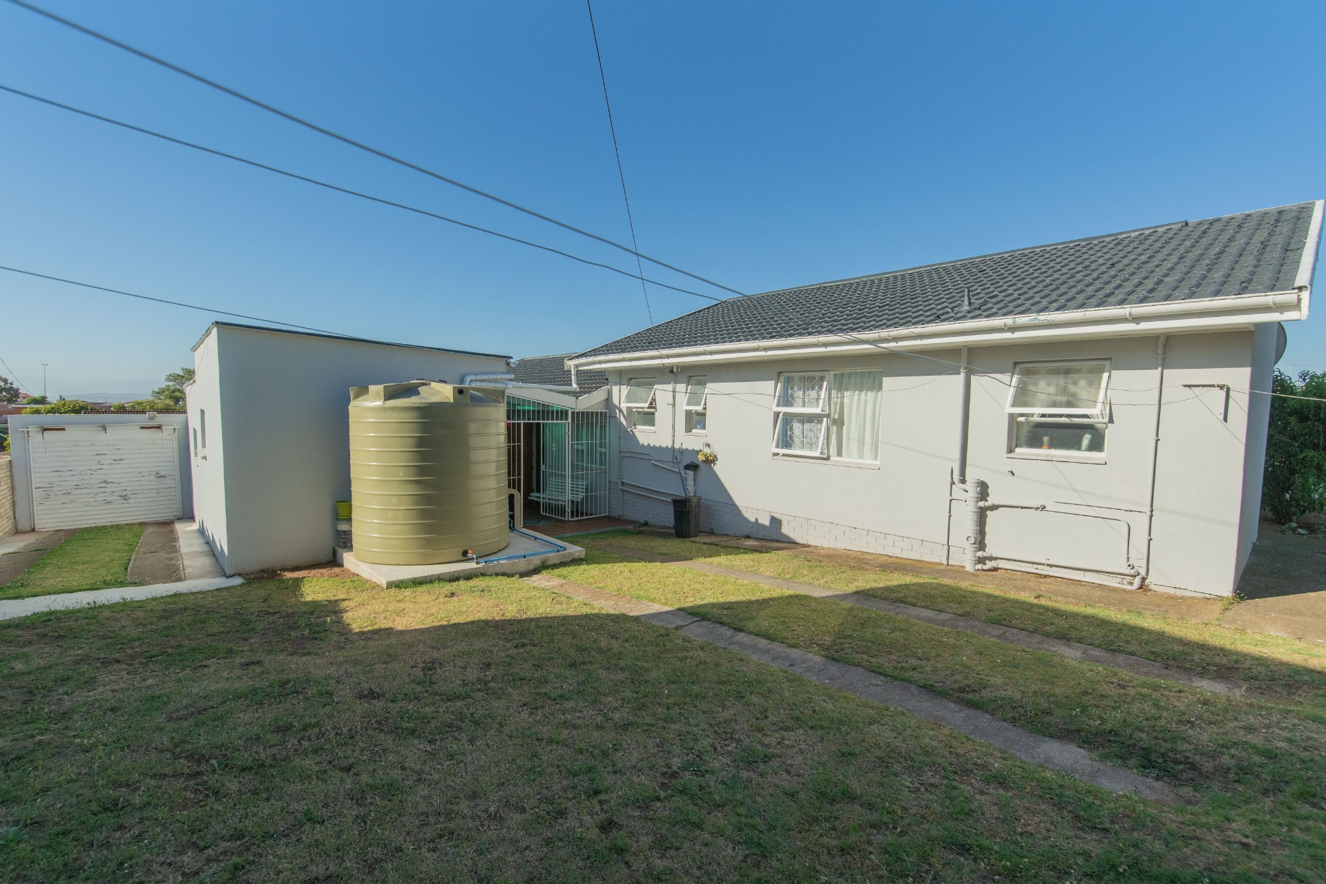 3 Bedroom House in Hillside, Port Elizabeth For Sale for R 1,000,000 