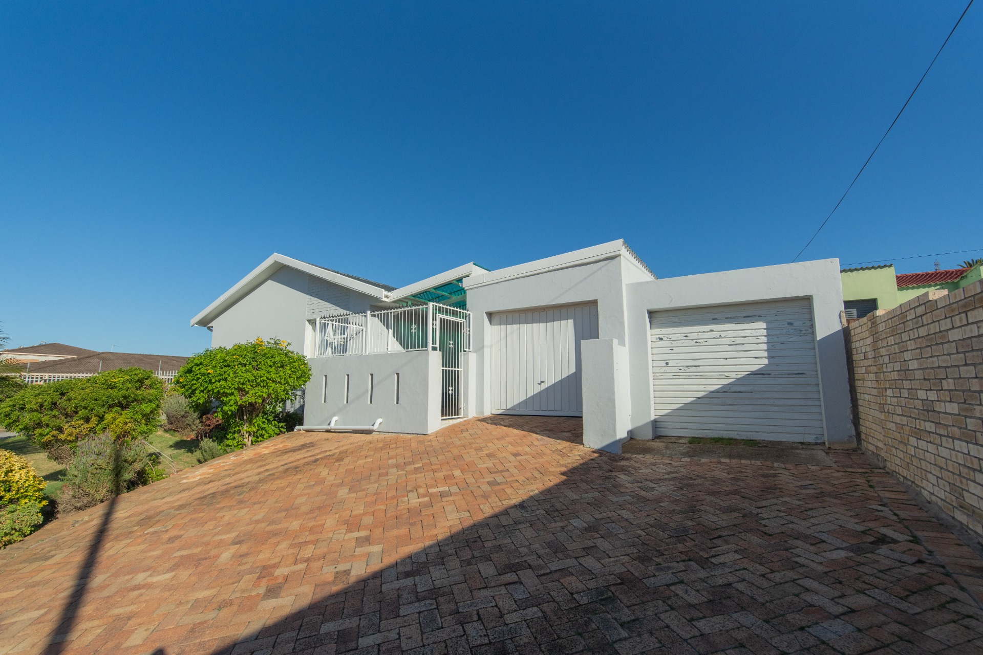 3 Bedroom House in Hillside, Port Elizabeth For Sale for R 1,000,000 