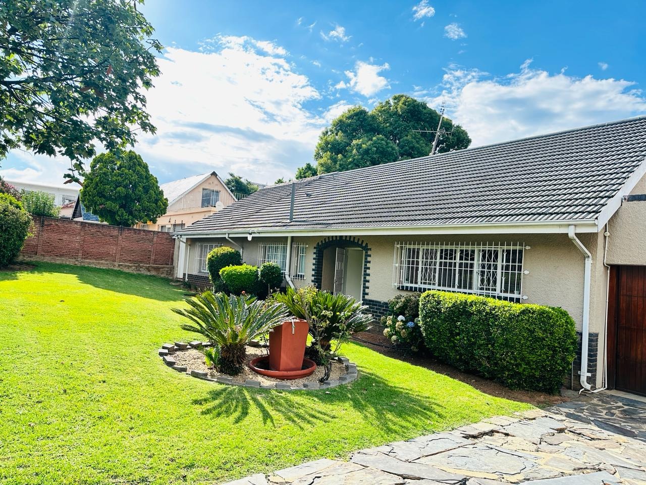 3 Bedroom House in Gresswold, Johannesburg Sold for R 1,749,000 ENT0268792