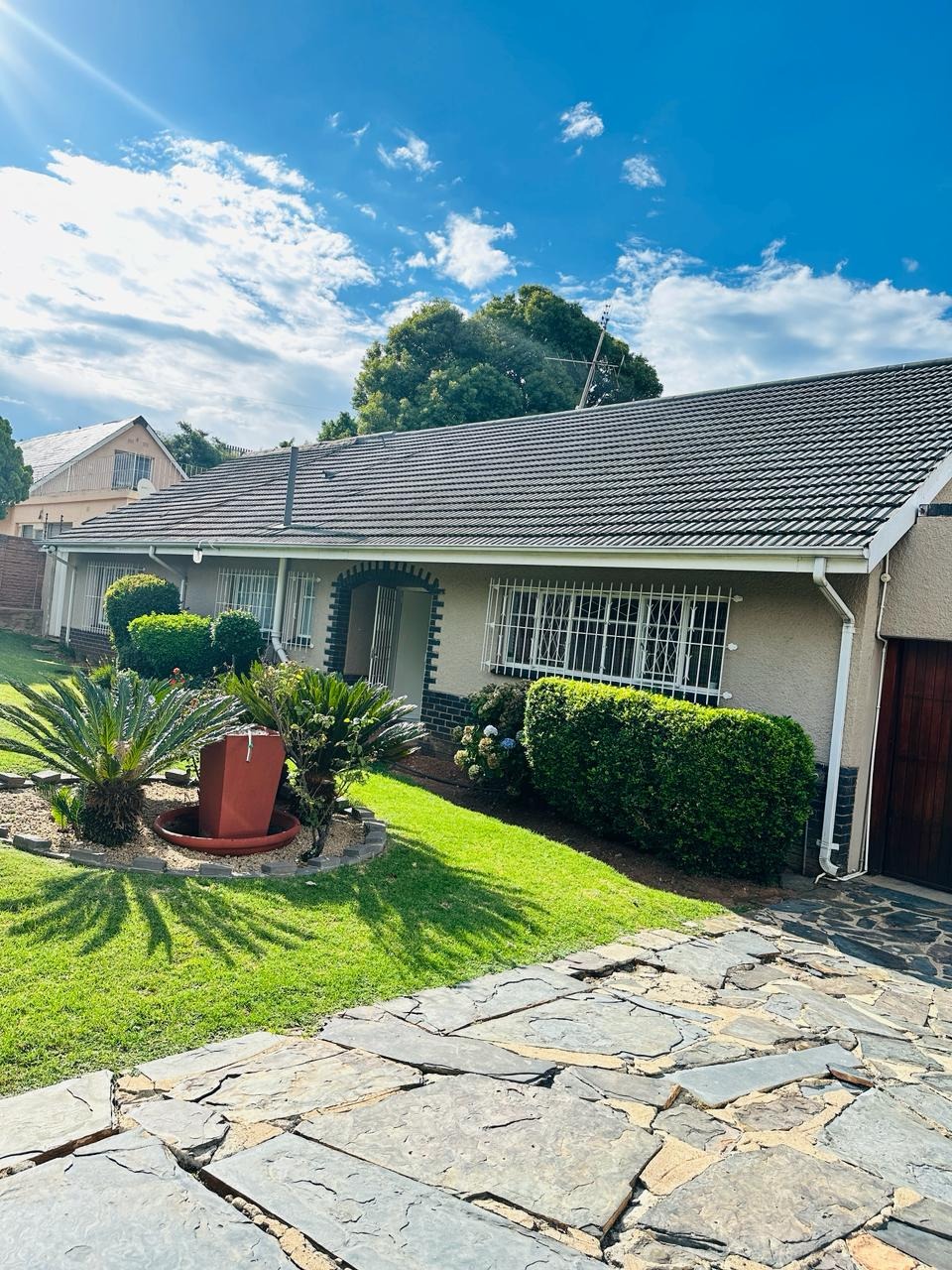 3 Bedroom House in Gresswold, Johannesburg Sold for R 1,749,000 ENT0268792