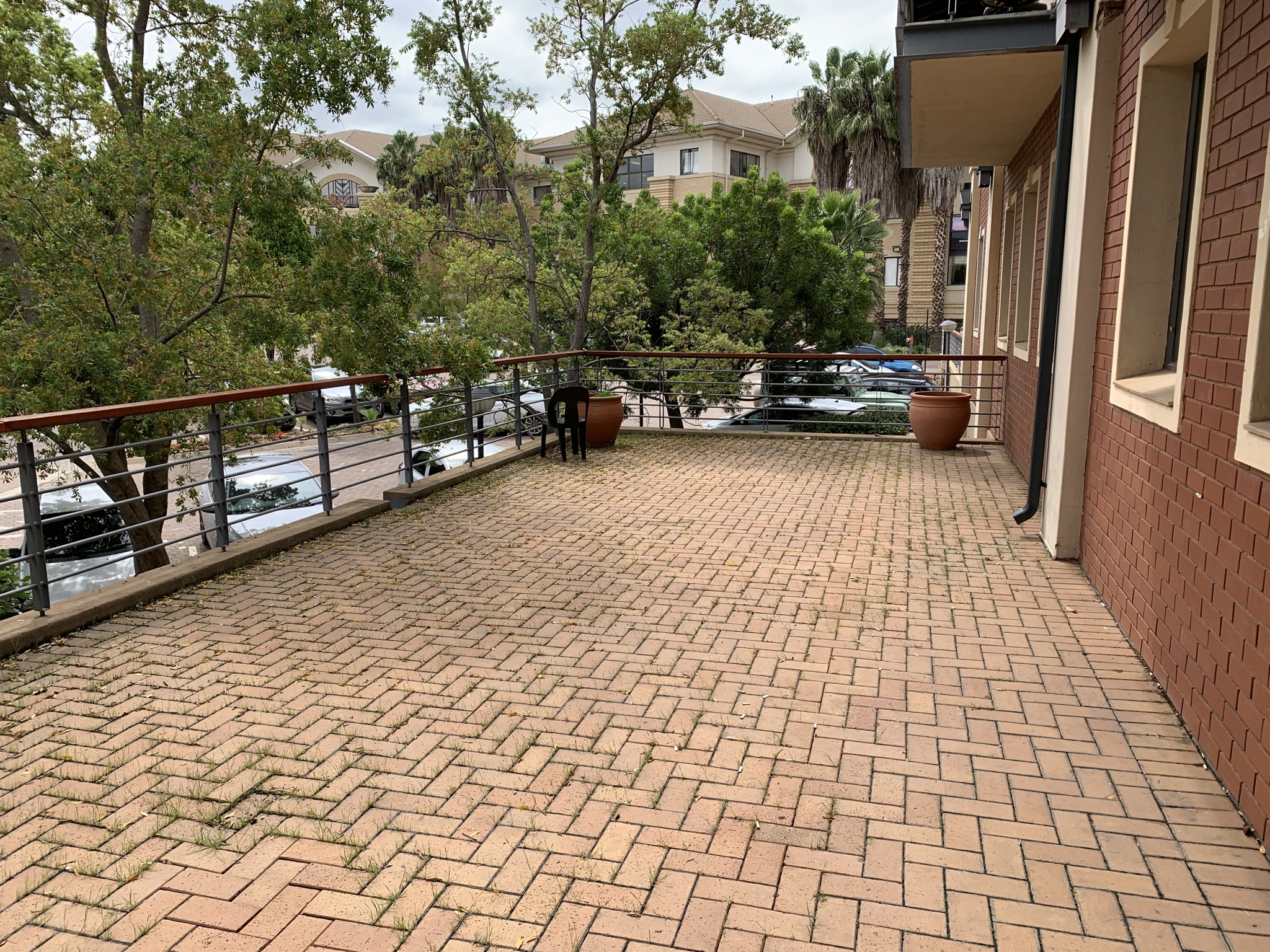 Upmarket Office For Sale in Sunninghill Business Park GTJHBSNNH1134J
