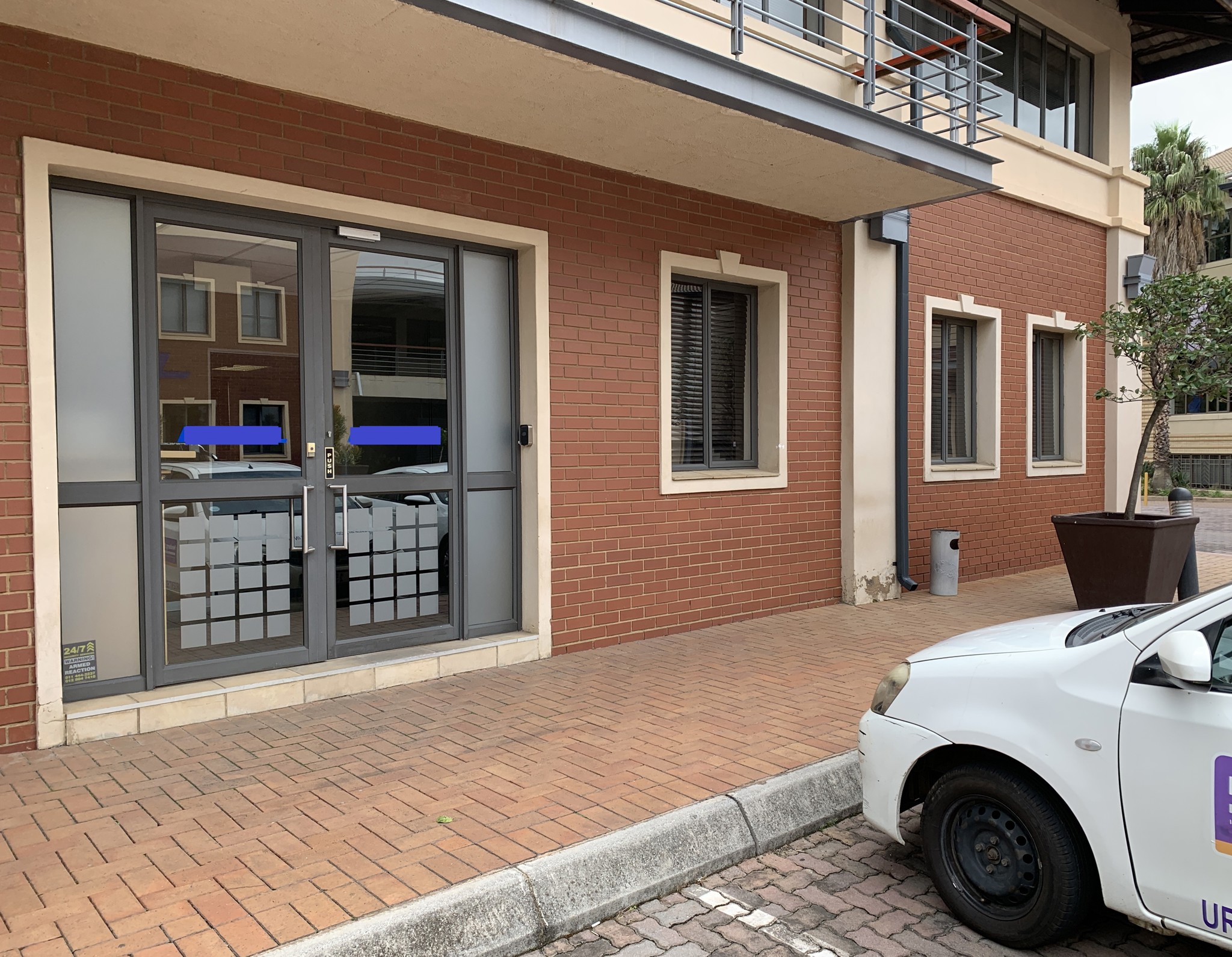 Upmarket Office For Sale in Sunninghill Business Park GTJHBSNNH1134J
