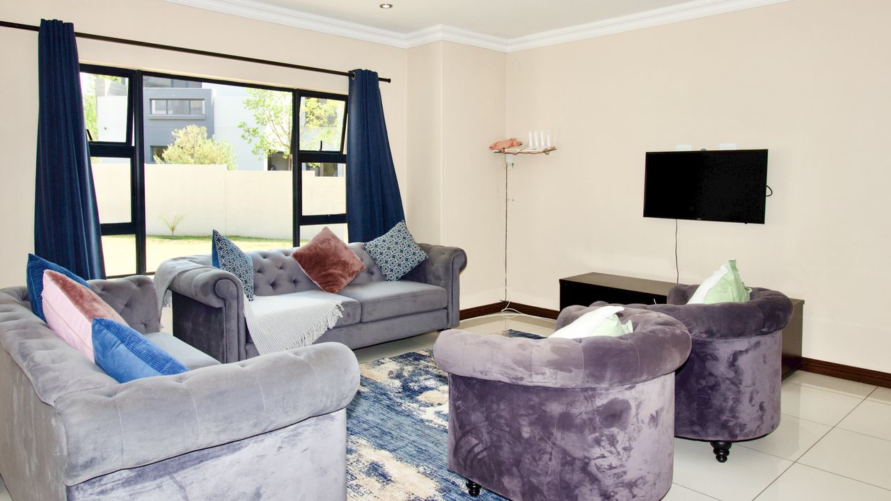 3 Bedroom House For Sale in Stone Ridge Country Estate LH169190