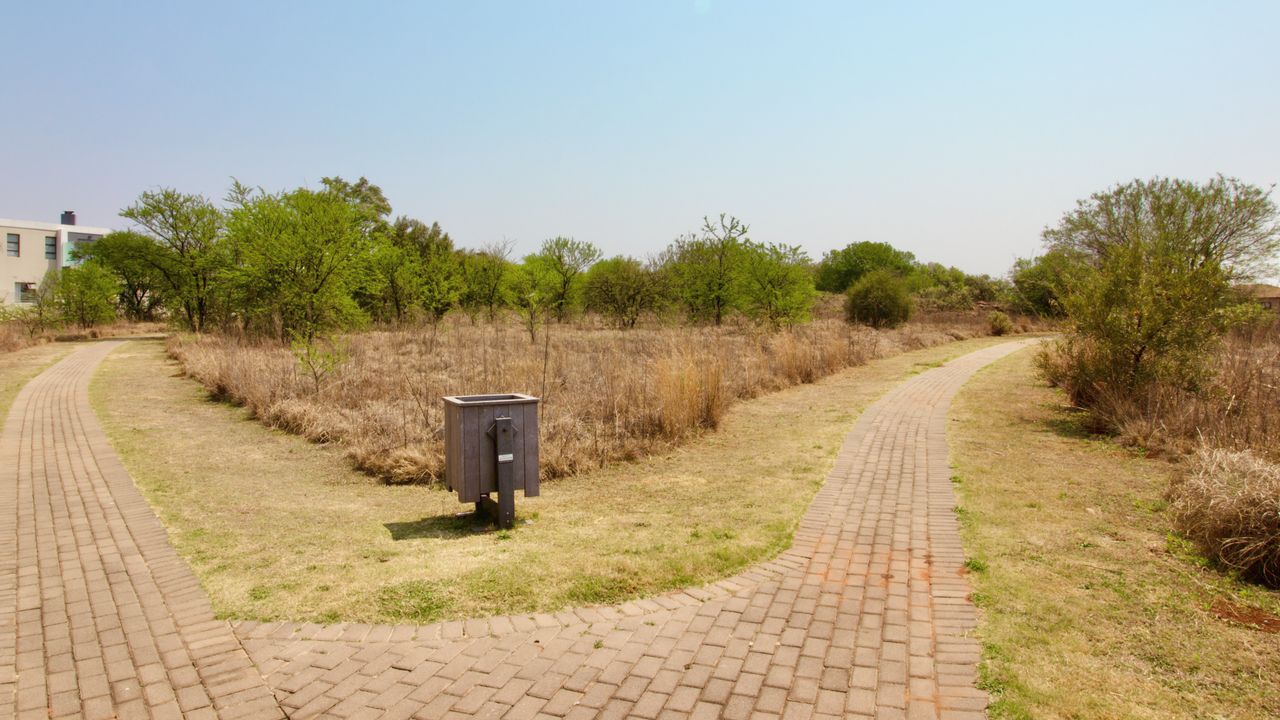 3 Bedroom House For Sale in Stone Ridge Country Estate LH169190