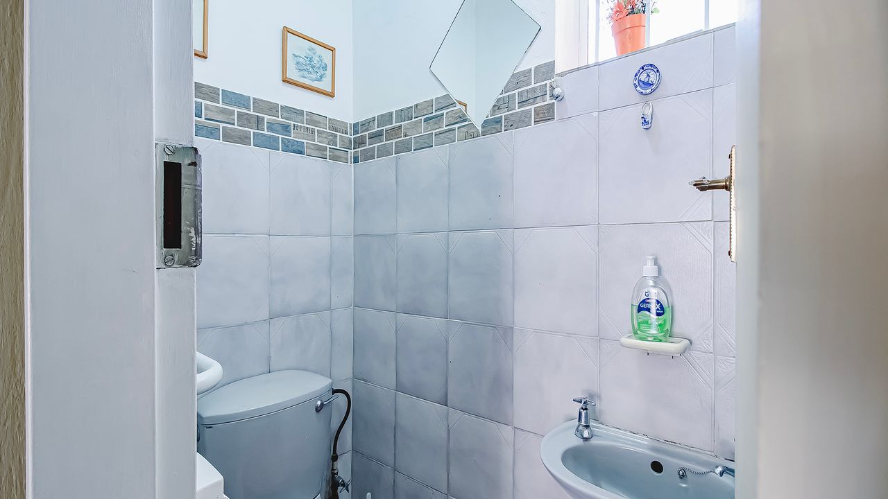 For Sale Wingate Park Townhouse with Patio, Splash Pool, and Wildlife Views LH169699 MyProperty