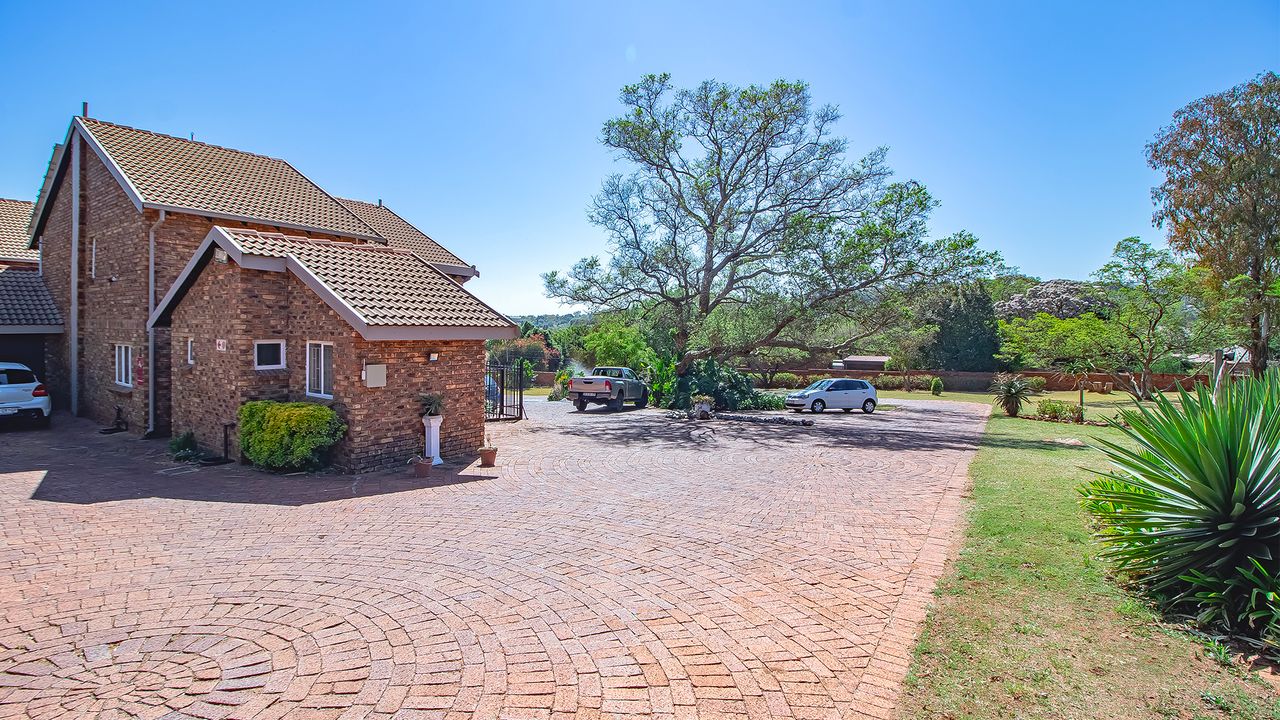 For Sale Wingate Park Townhouse with Patio, Splash Pool, and Wildlife