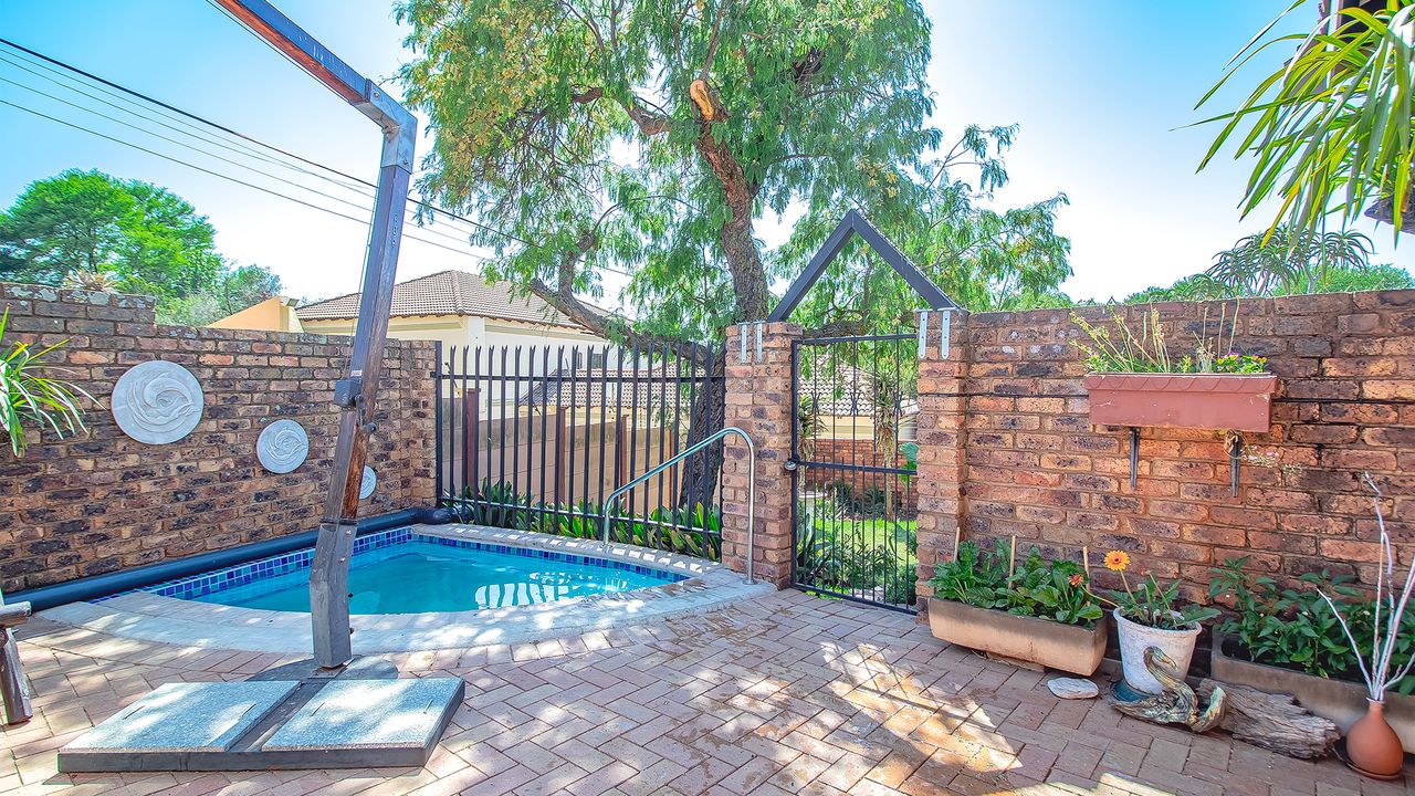 For Sale Wingate Park Townhouse with Patio, Splash Pool, and Wildlife