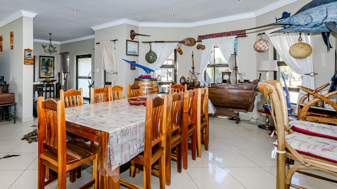 Luxury House for Sale in Parkrand with Separate Entrances and Stunning