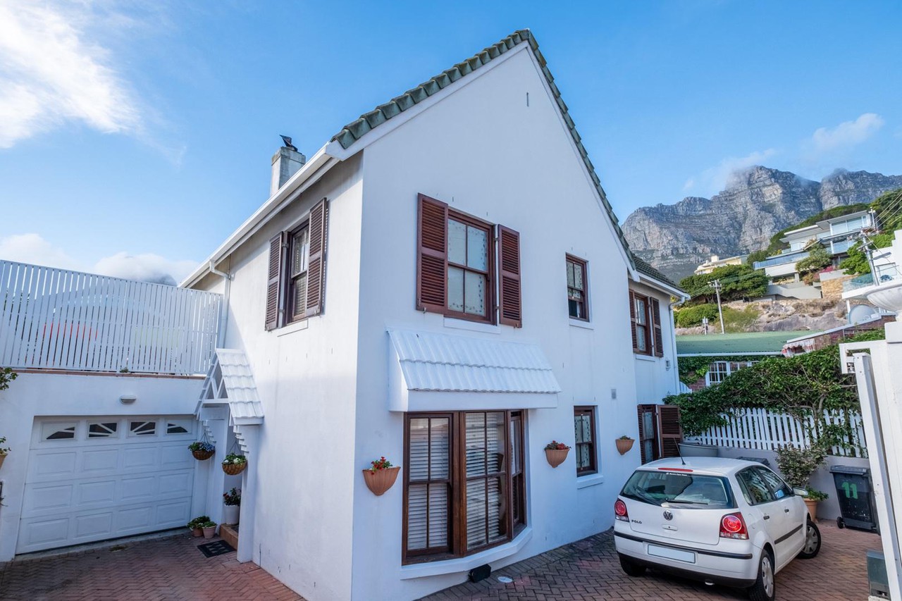 Camps Bay, Cape Town properties and houses for sale 31 to 60 of 98