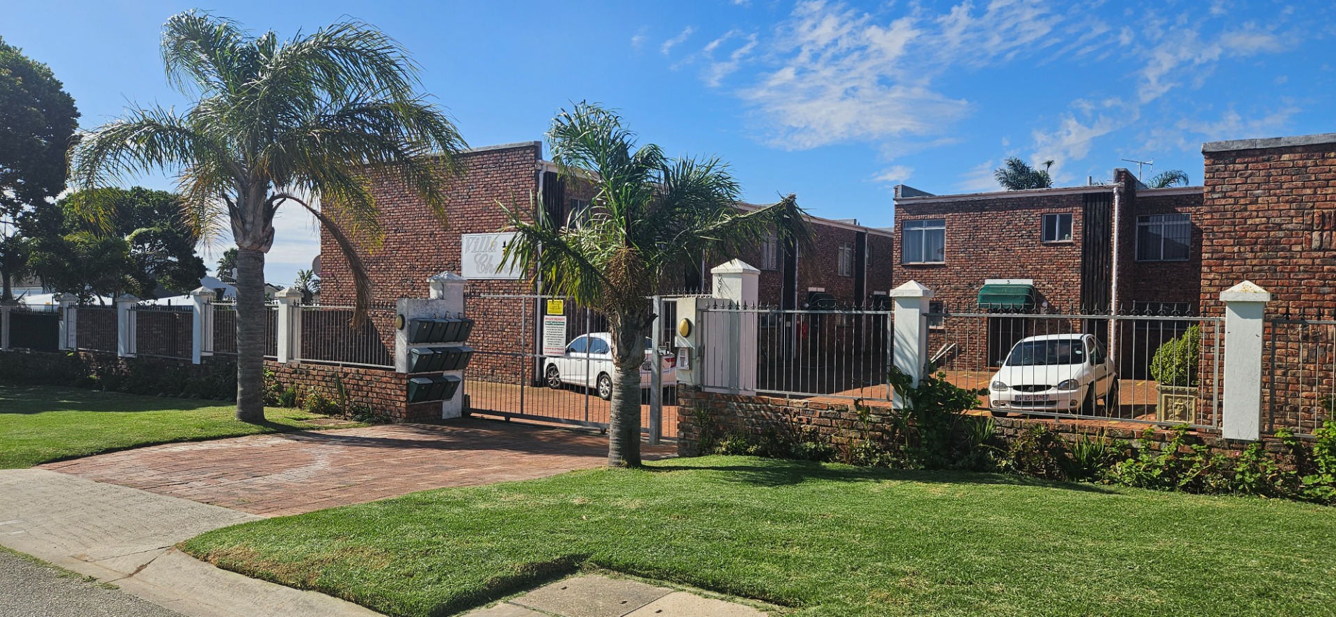 3 Bedroom Townhouse in Charlo, Port Elizabeth Sold for R 899,000 