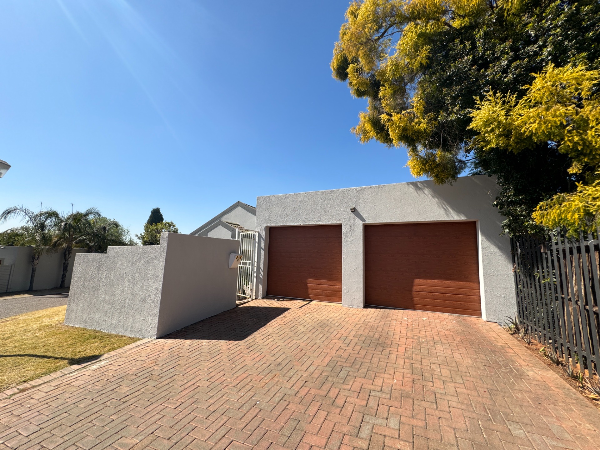 Charming Zwartkop House for Sale 3 Beds, Garden, Security, Convenient
