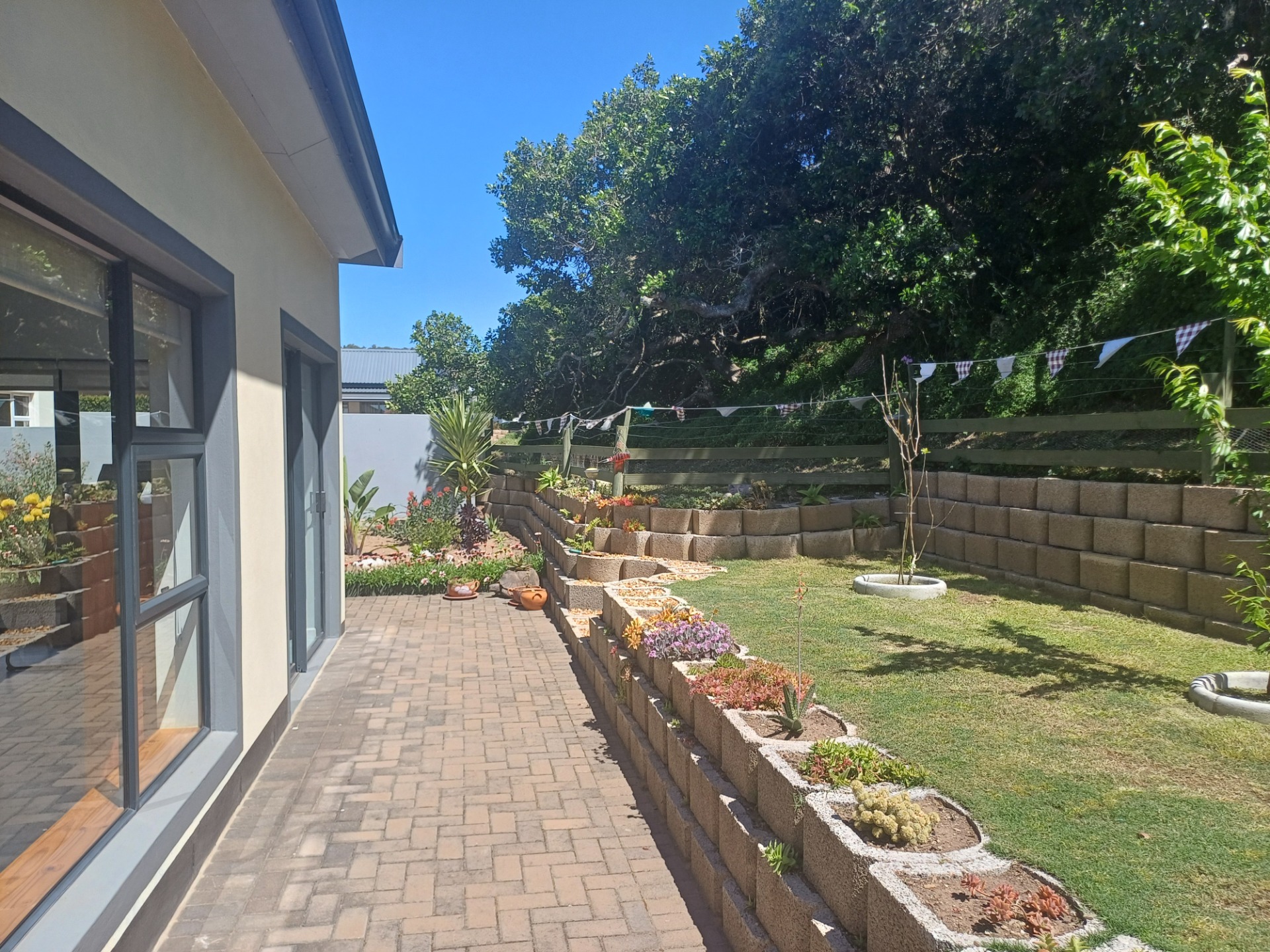 For Sale House in Still Bay West with rental agreement, garden, and