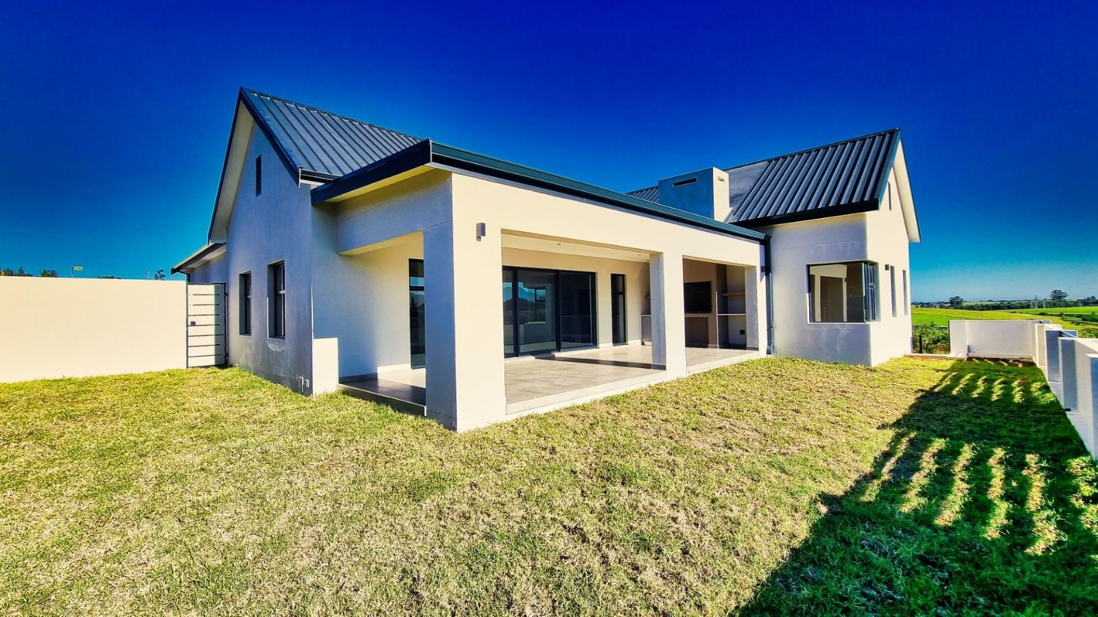 For Sale: House in Kingswood Golf Estate with golf views and spacious ...