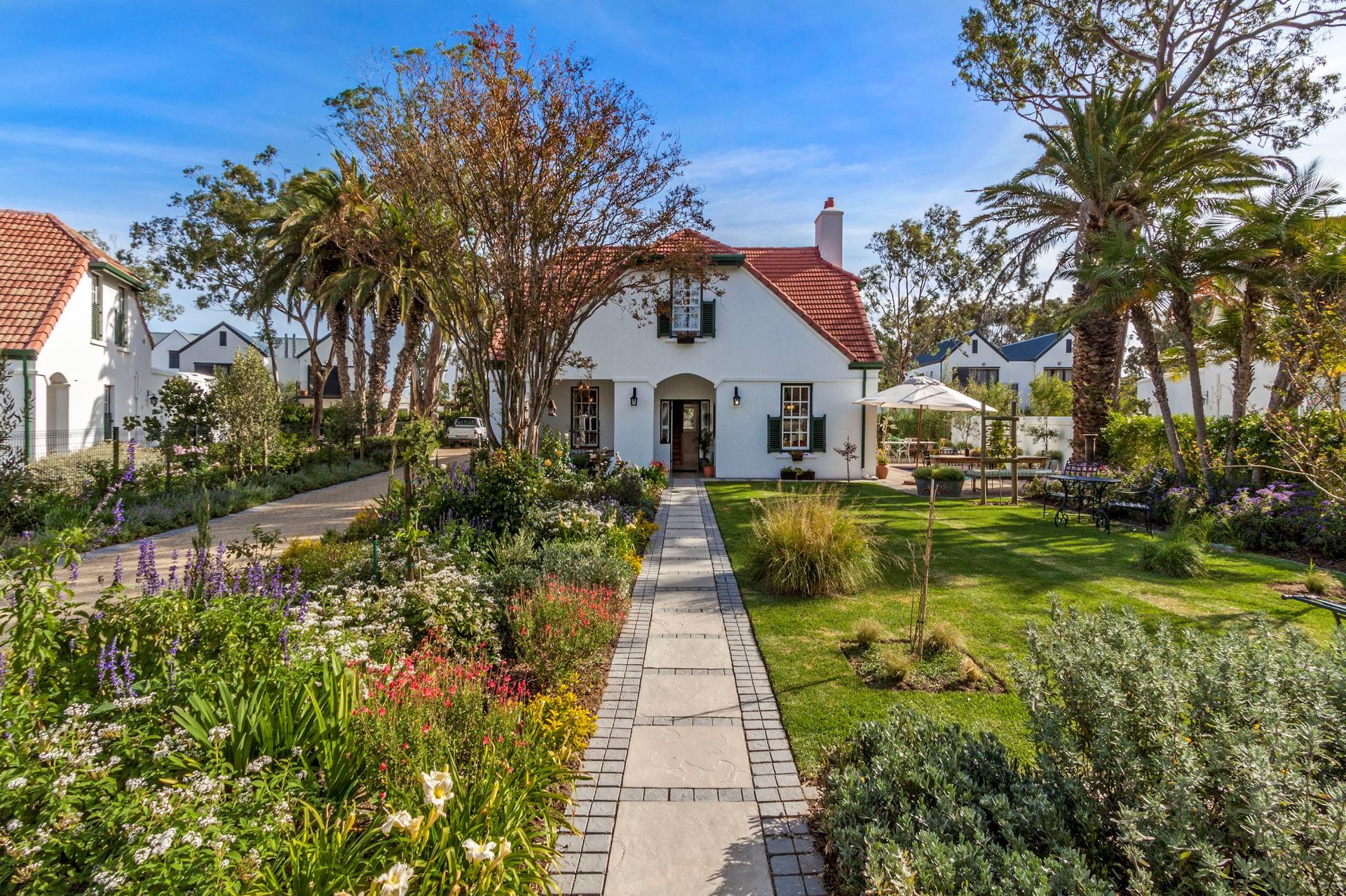 Historical Herbert Baker holds its own in vibrant mixed-use precinct in Somerset West