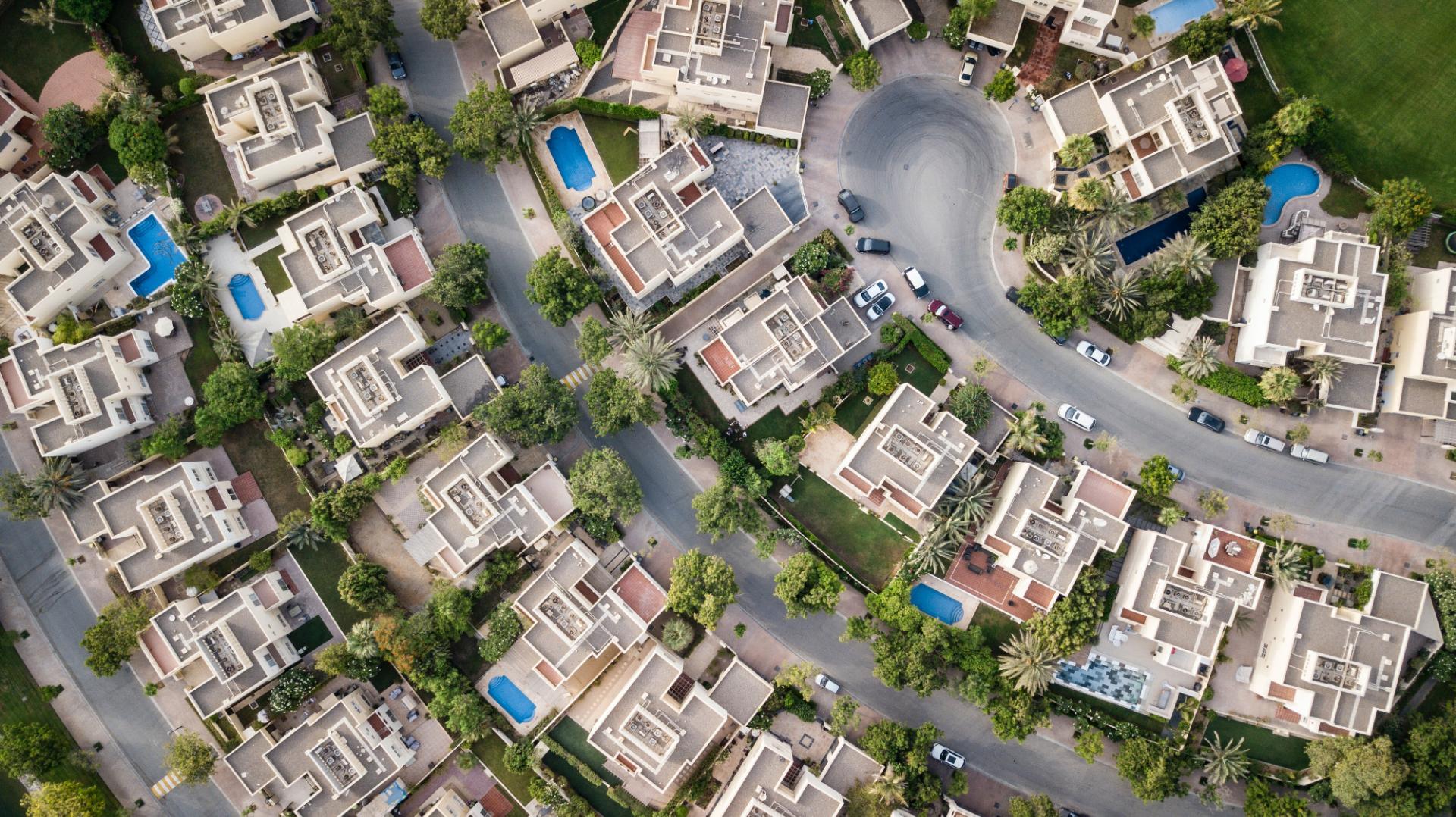 Yael Geffen urges Government to re-open real estate sector now