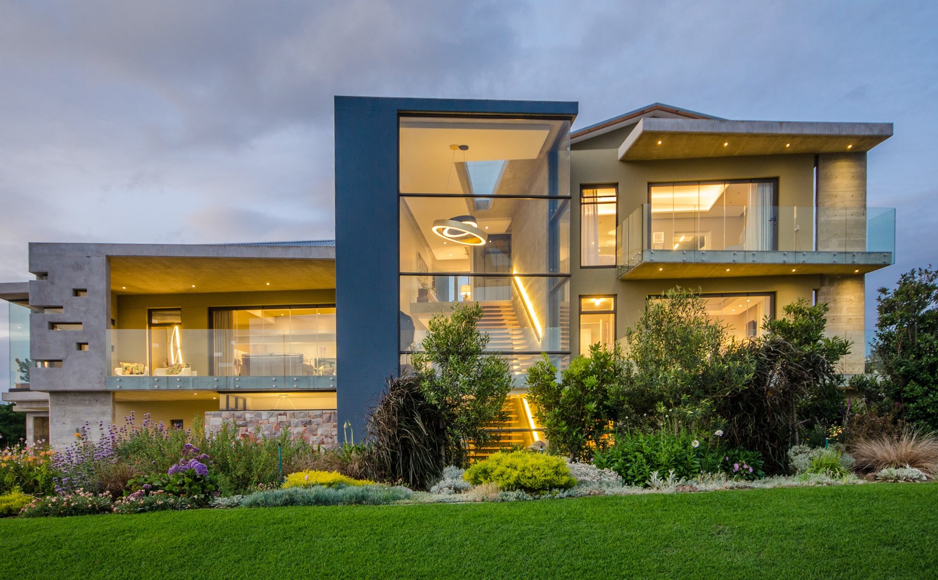 Plettenberg Bay property picks up, even the luxury end as buyers seek a safe haven