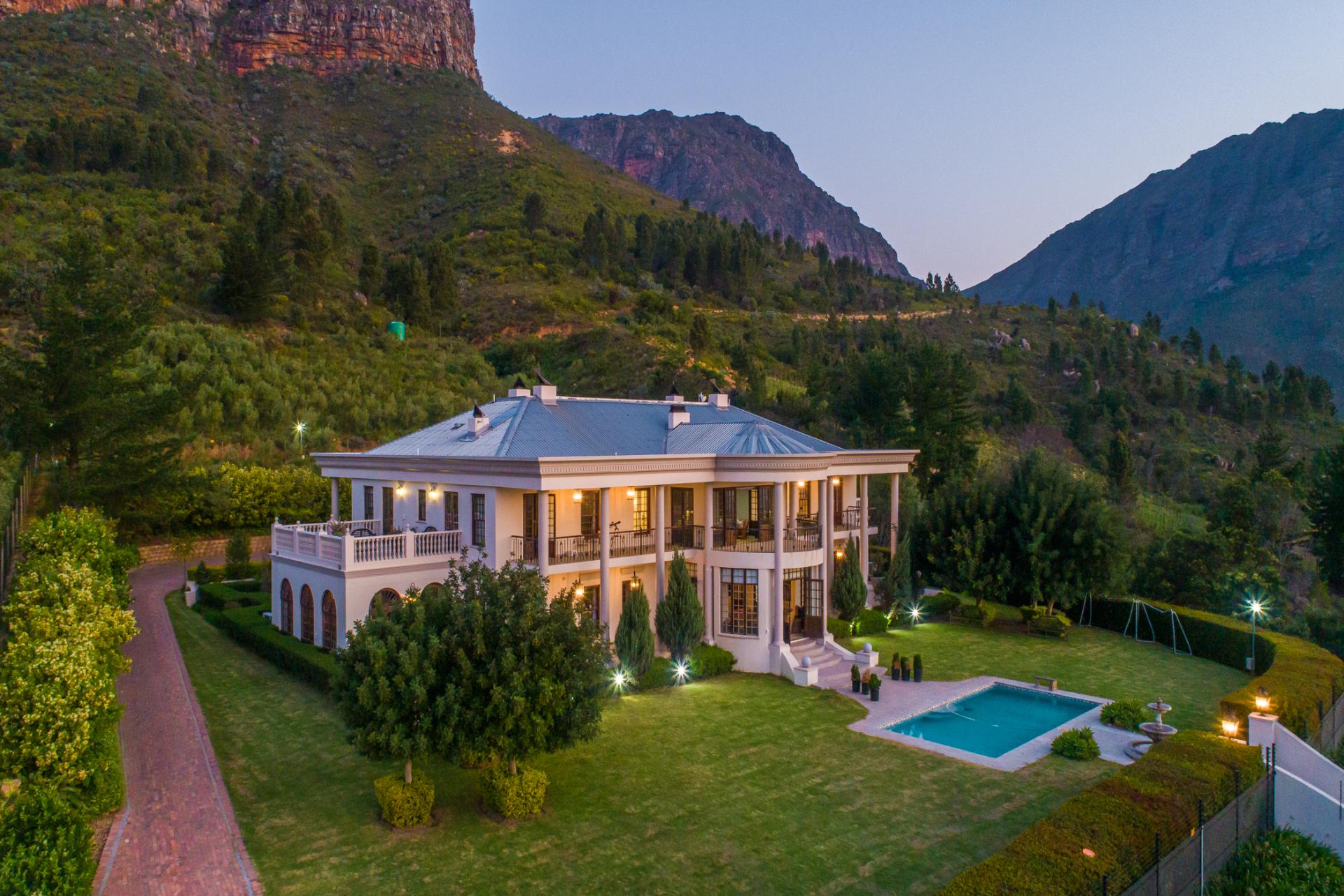 Agricultural Winelands retains its appeal