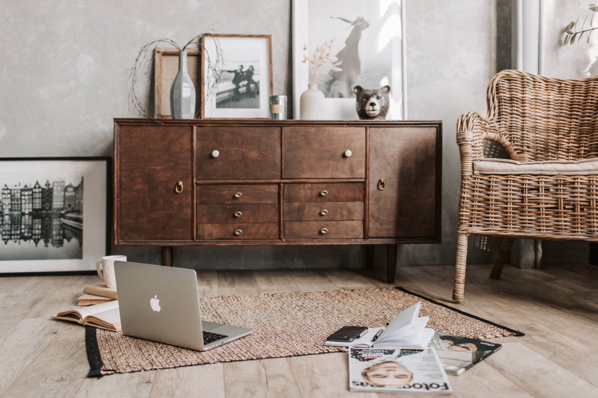 Top 20 do’s and don’ts to help you professionally decorate your home to live in and to sell
