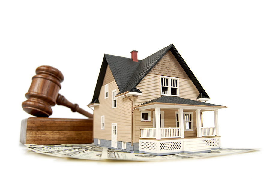 Dealing with HOA's when buying into an estate