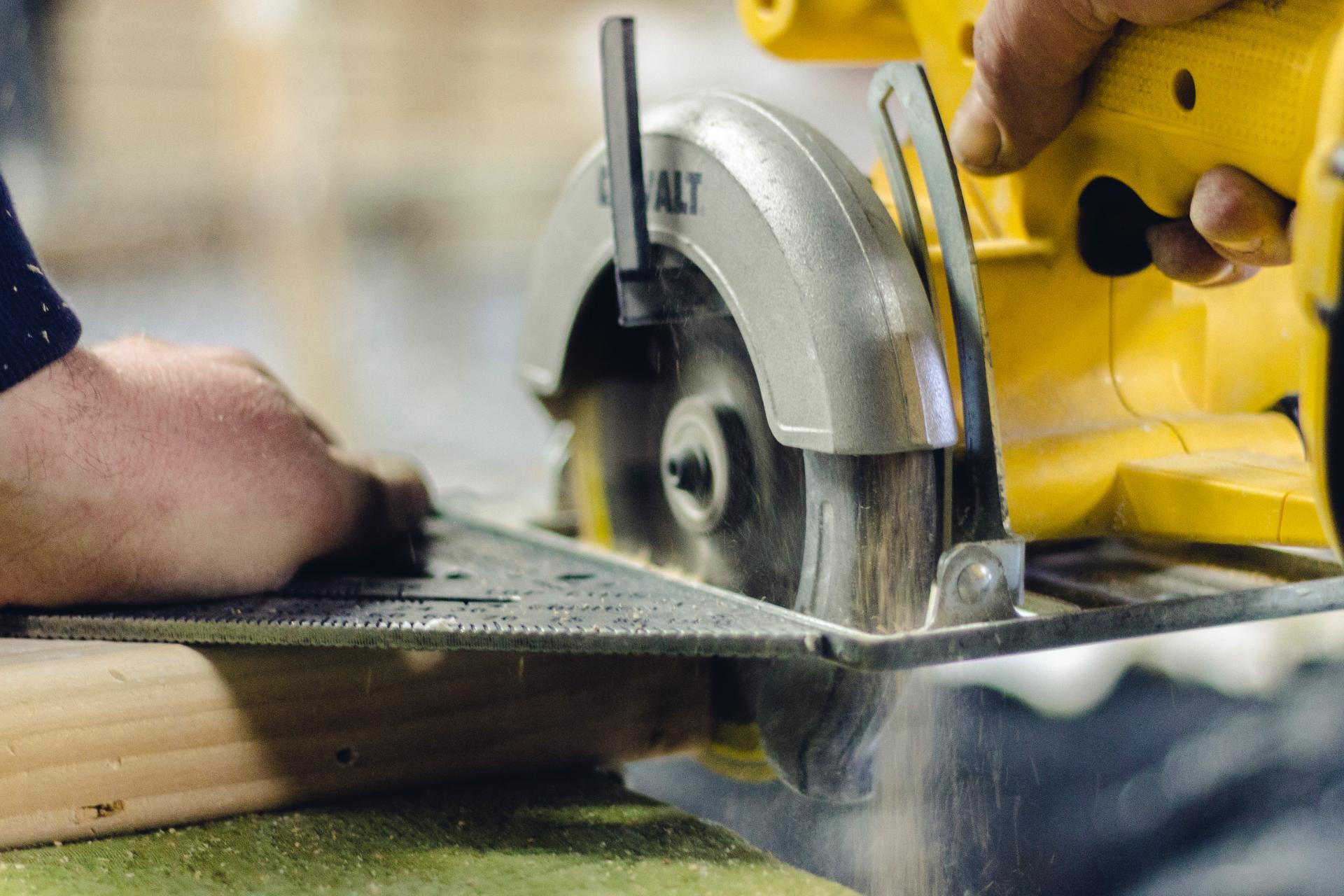 Asbestos compliance and removal โ what property owners need to know