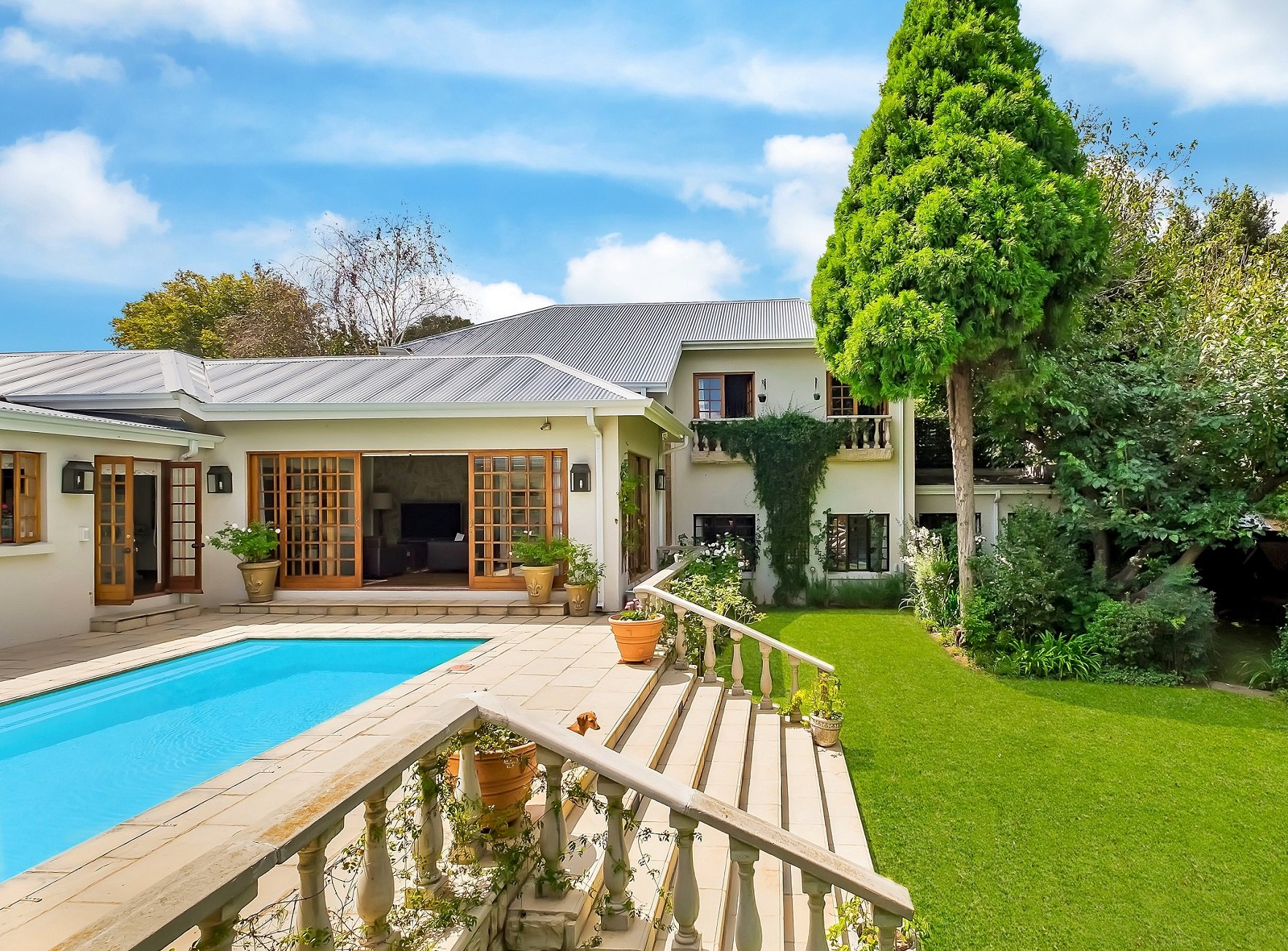 Suburbia is booming, increase in R3m to R4m family house sales