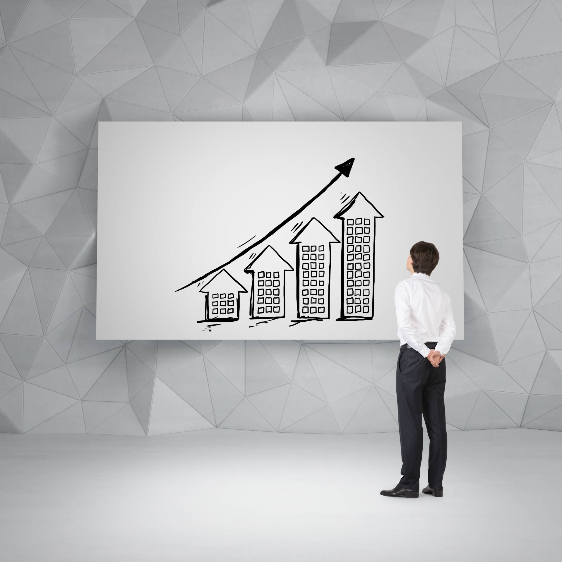 House price growth hits a five-year high as interest rate holds steady at its lowest in 55 years