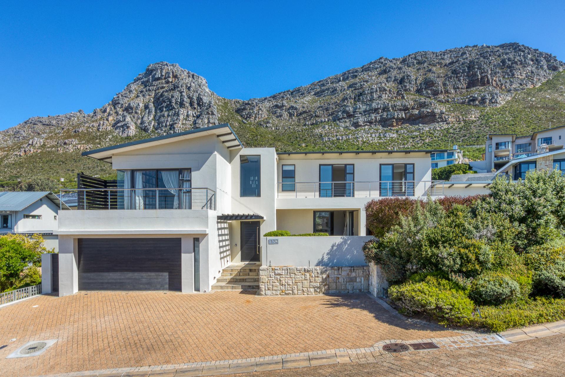 Semigration driving the Mother City’s burgeoning estate sector