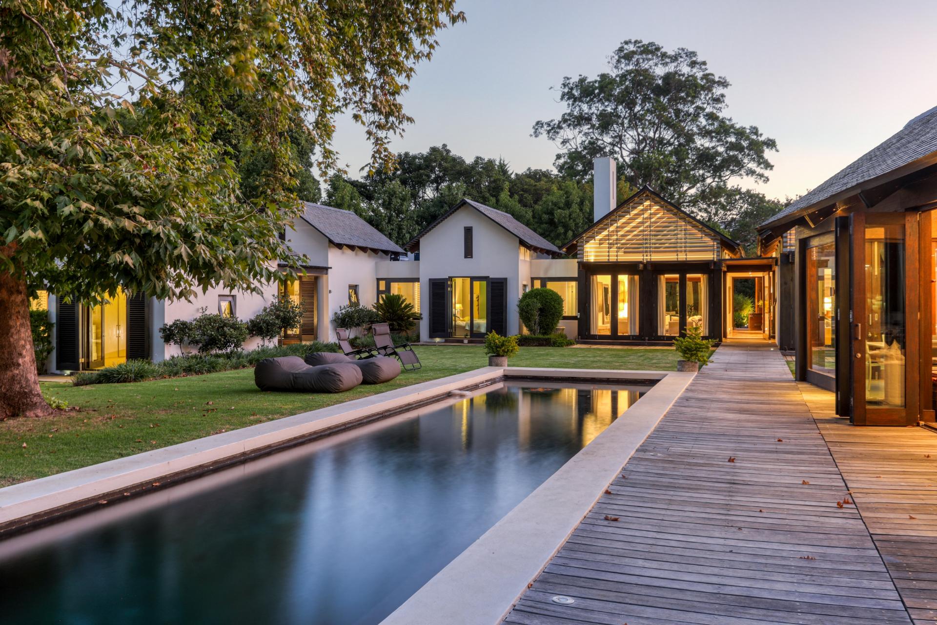 Global factors fuelling a spike in foreign investment in Constantia
