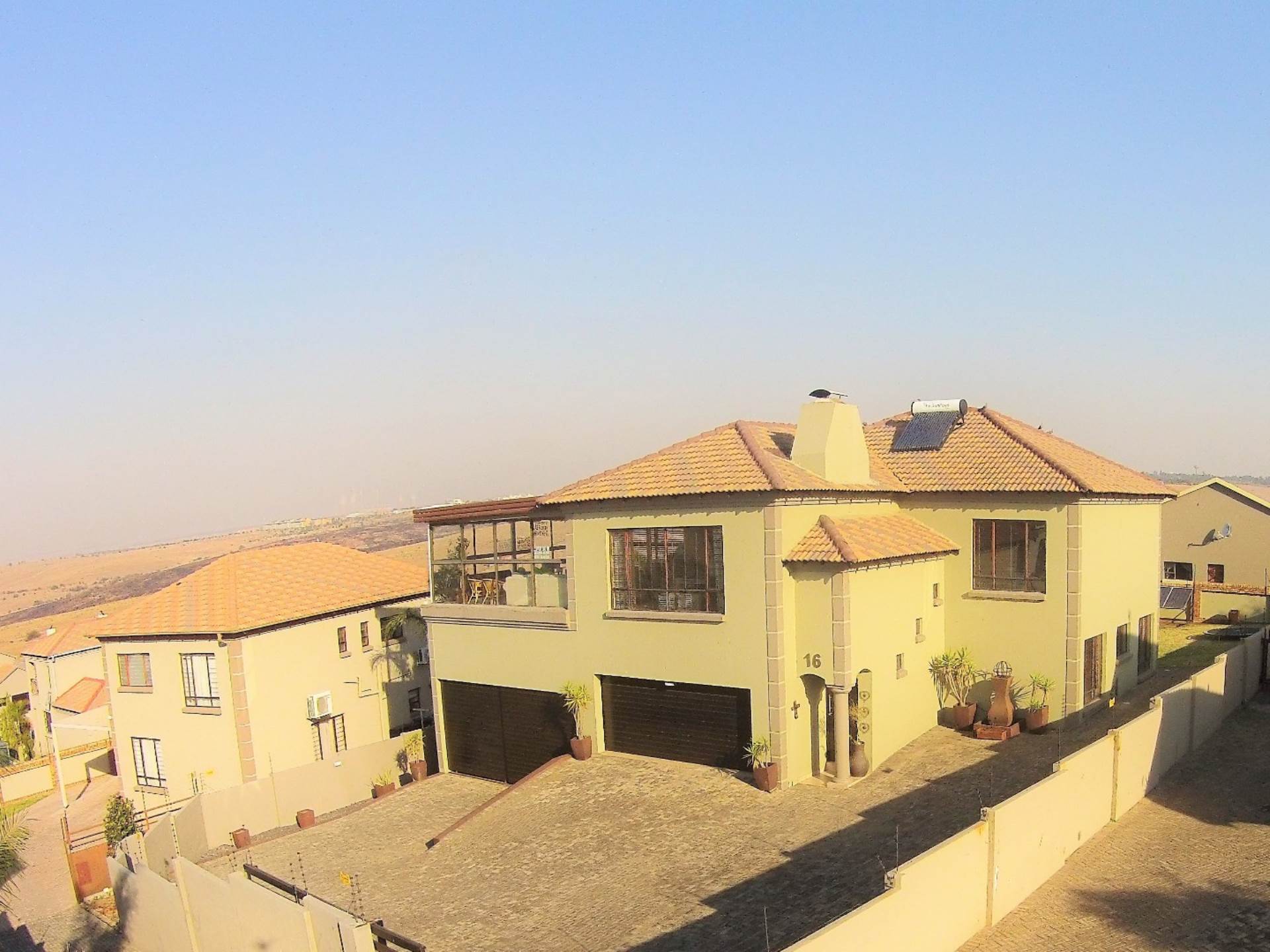 House Pending In Model Park Witbank Mpumalanga For R