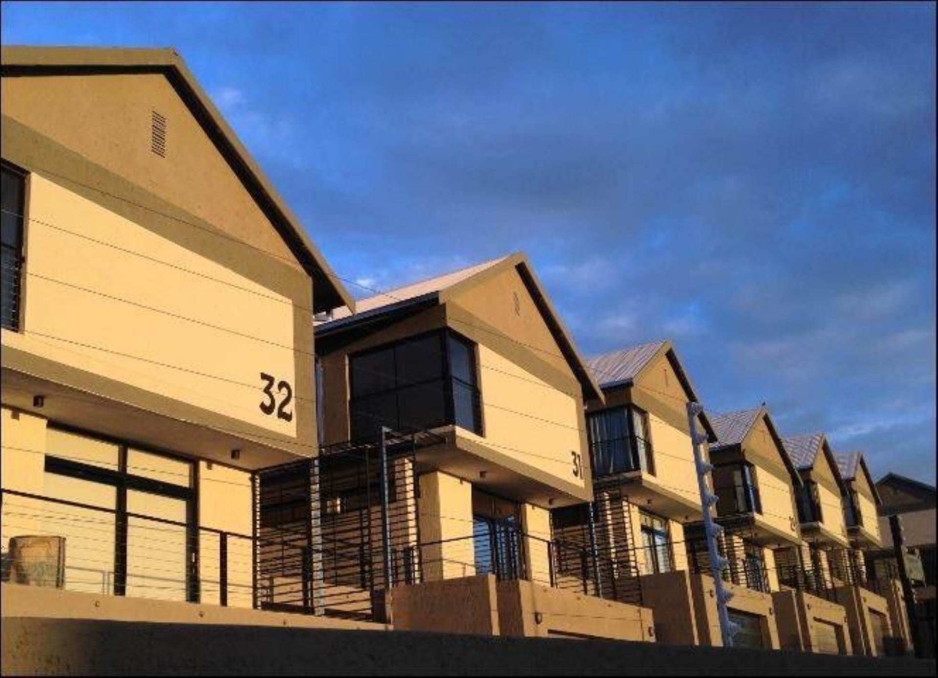 Townhouse To Rent In Auasblick, Windhoek, Namibia for NAM 14,500 /month