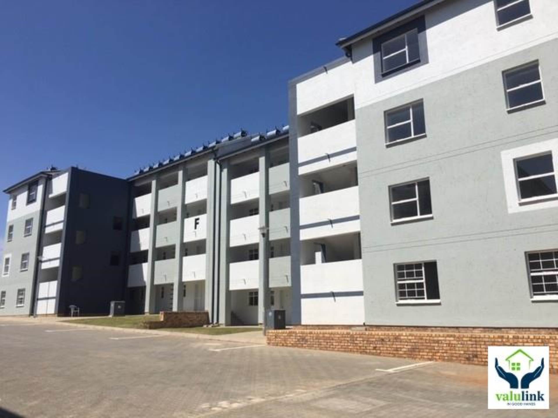 Apartment To Rent In Riverside View, Midrand, Gauteng for R 4,900 /month