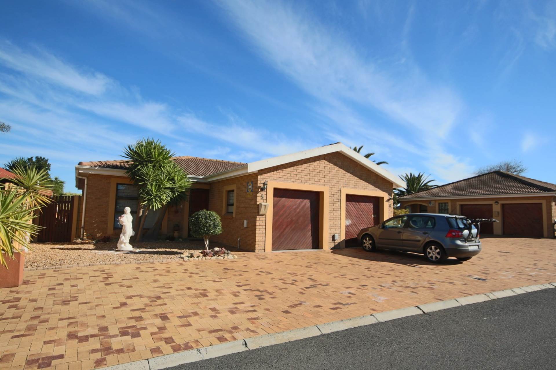 House Sold In Sonstraal Heights, Durbanville, Western Cape for R 1,850,000