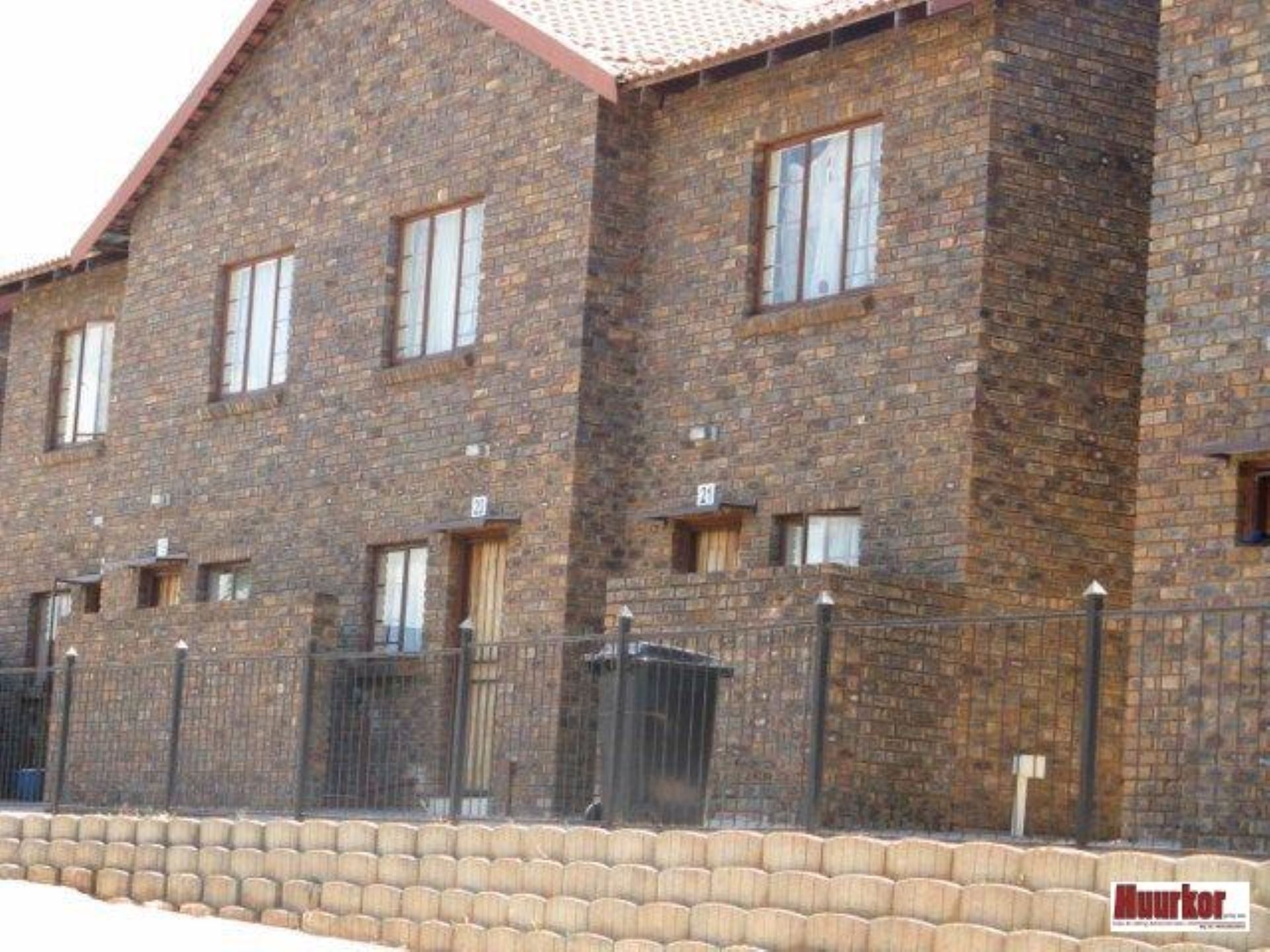 Flat To Rent In Philip Nel Park, Pretoria, Gauteng for R 3,000 /month