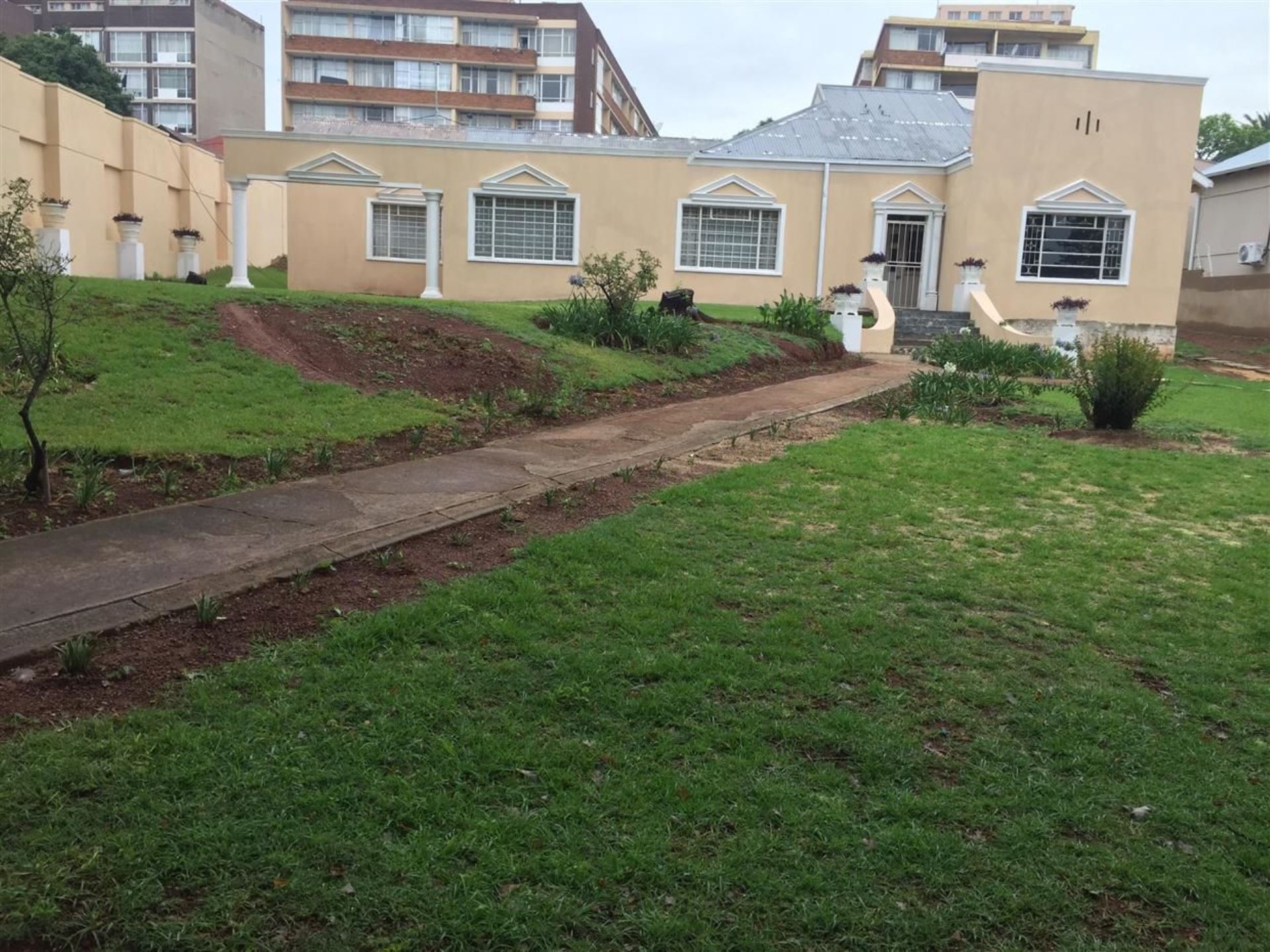 House To Rent In Houghton, Johannesburg, Gauteng for R 18,000 /month