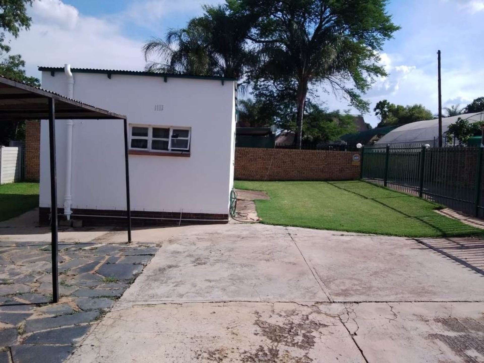 House For Sale In Silverton, Pretoria, Gauteng for R 1,070,000