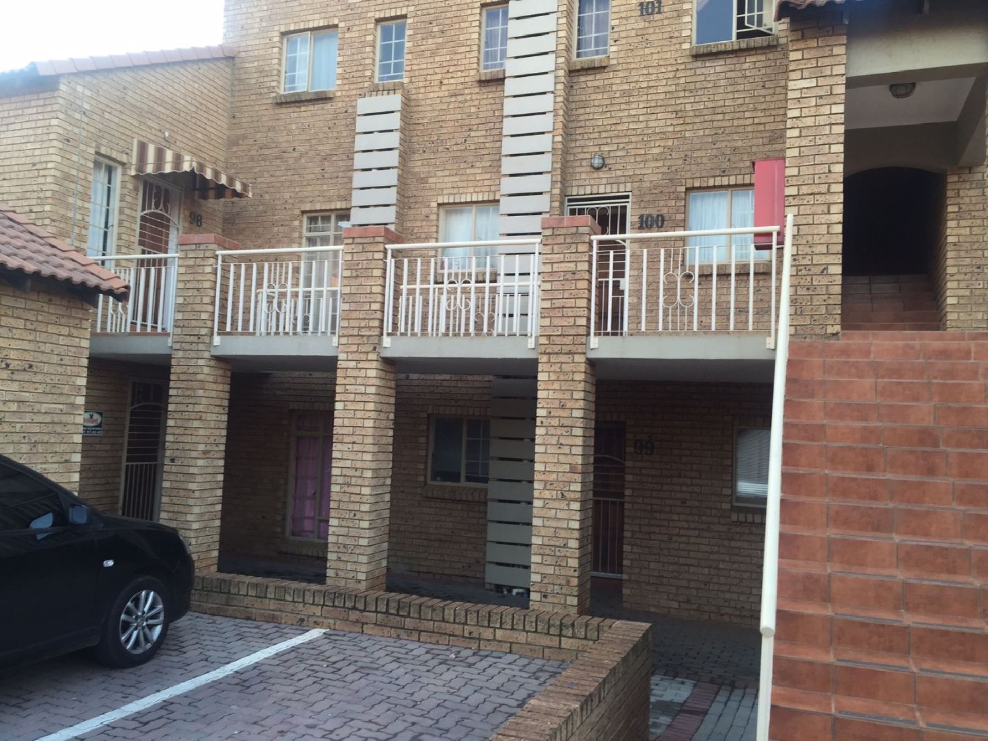 Apartment To Rent In Olympus, Pretoria, Gauteng for R 8,850 /month