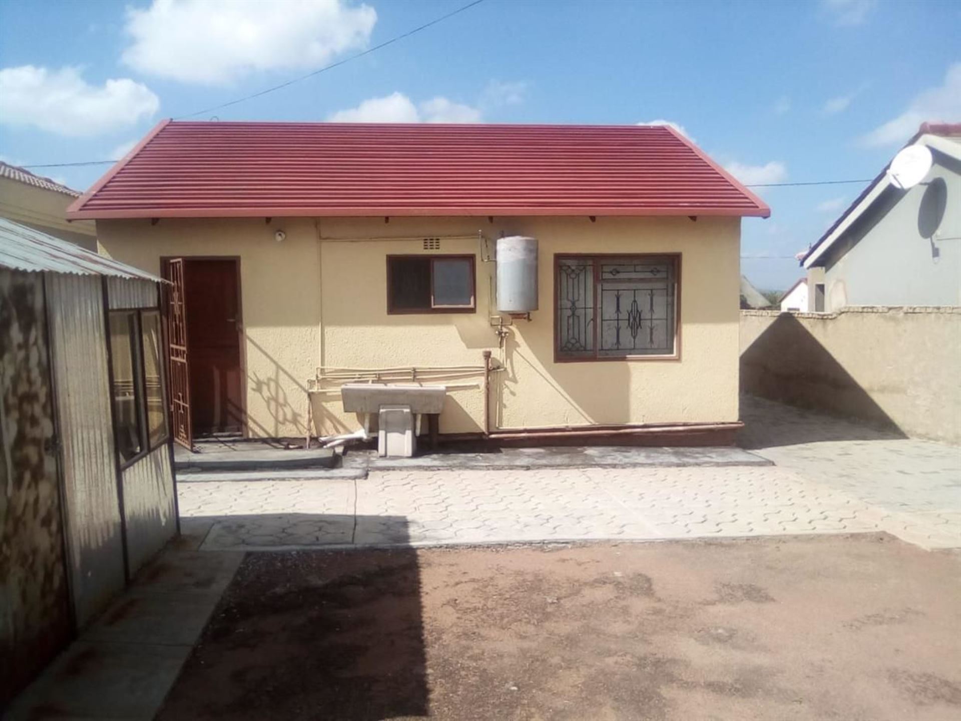 House For Sale In Mabopane, Pretoria, Gauteng for R 350,000