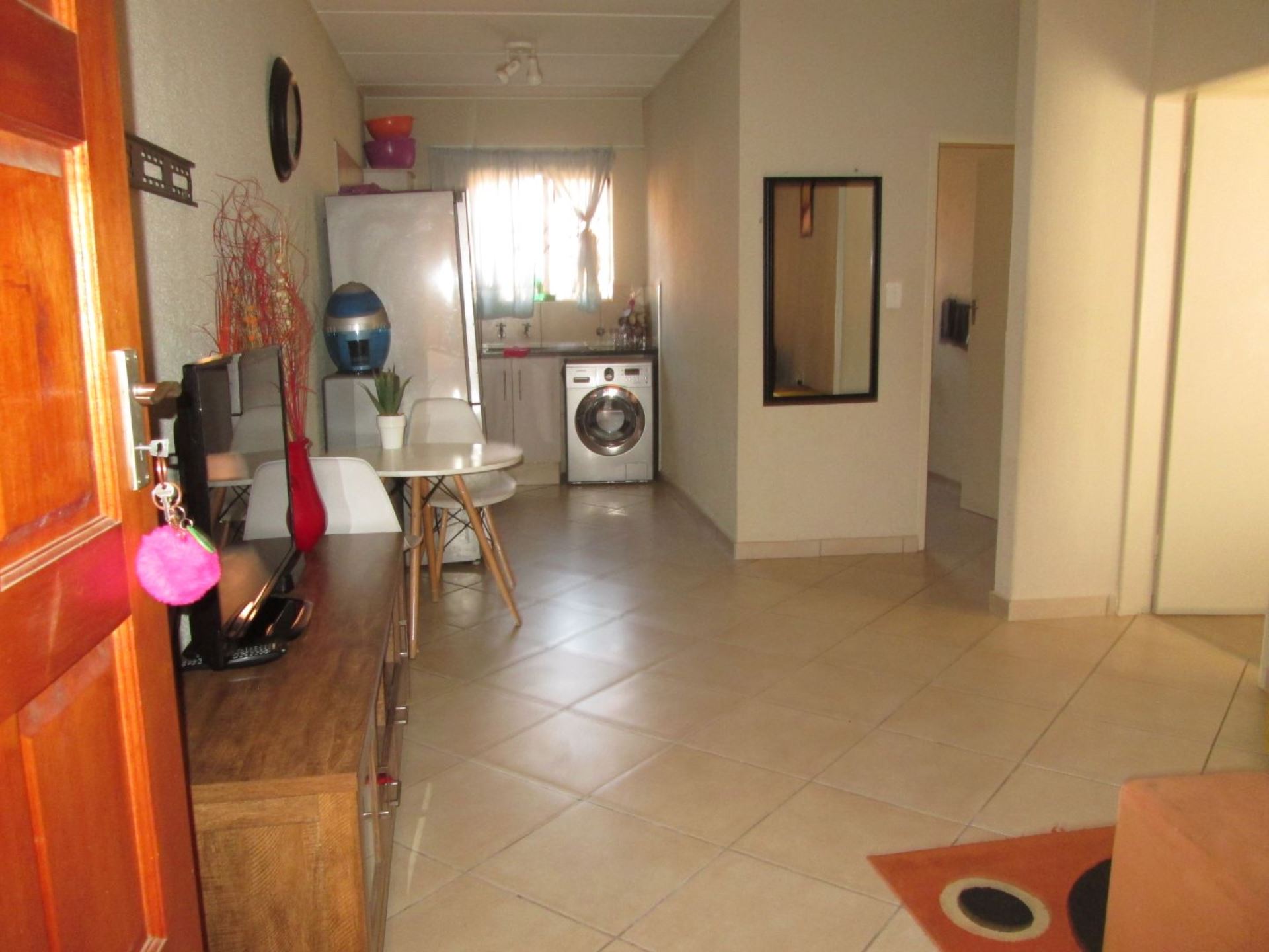 Townhouse For Sale In Danville Ext 5, Pretoria, Gauteng for R 635,000