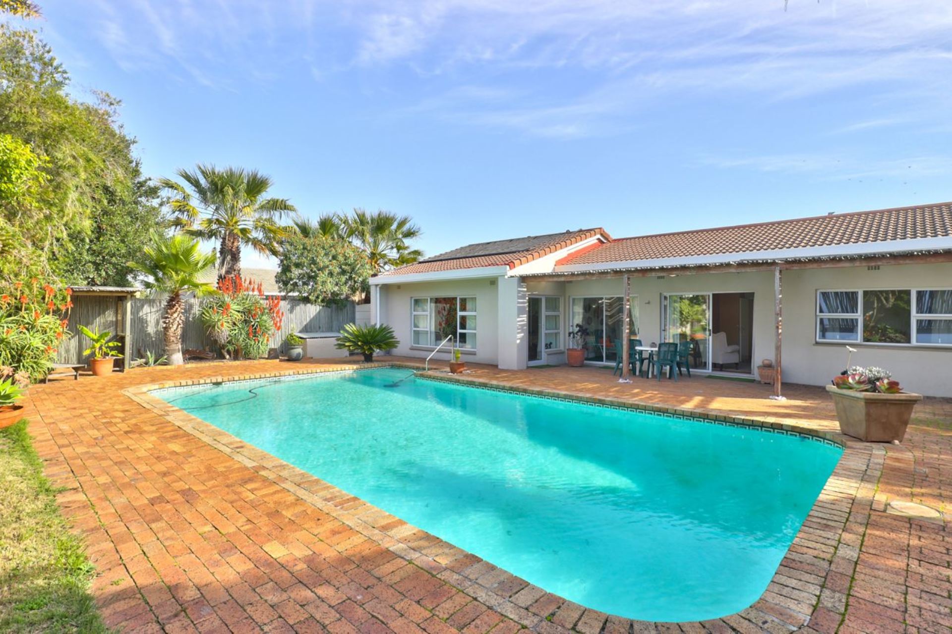 House For Sale In Milnerton, Milnerton, Western Cape for R 4,750,000