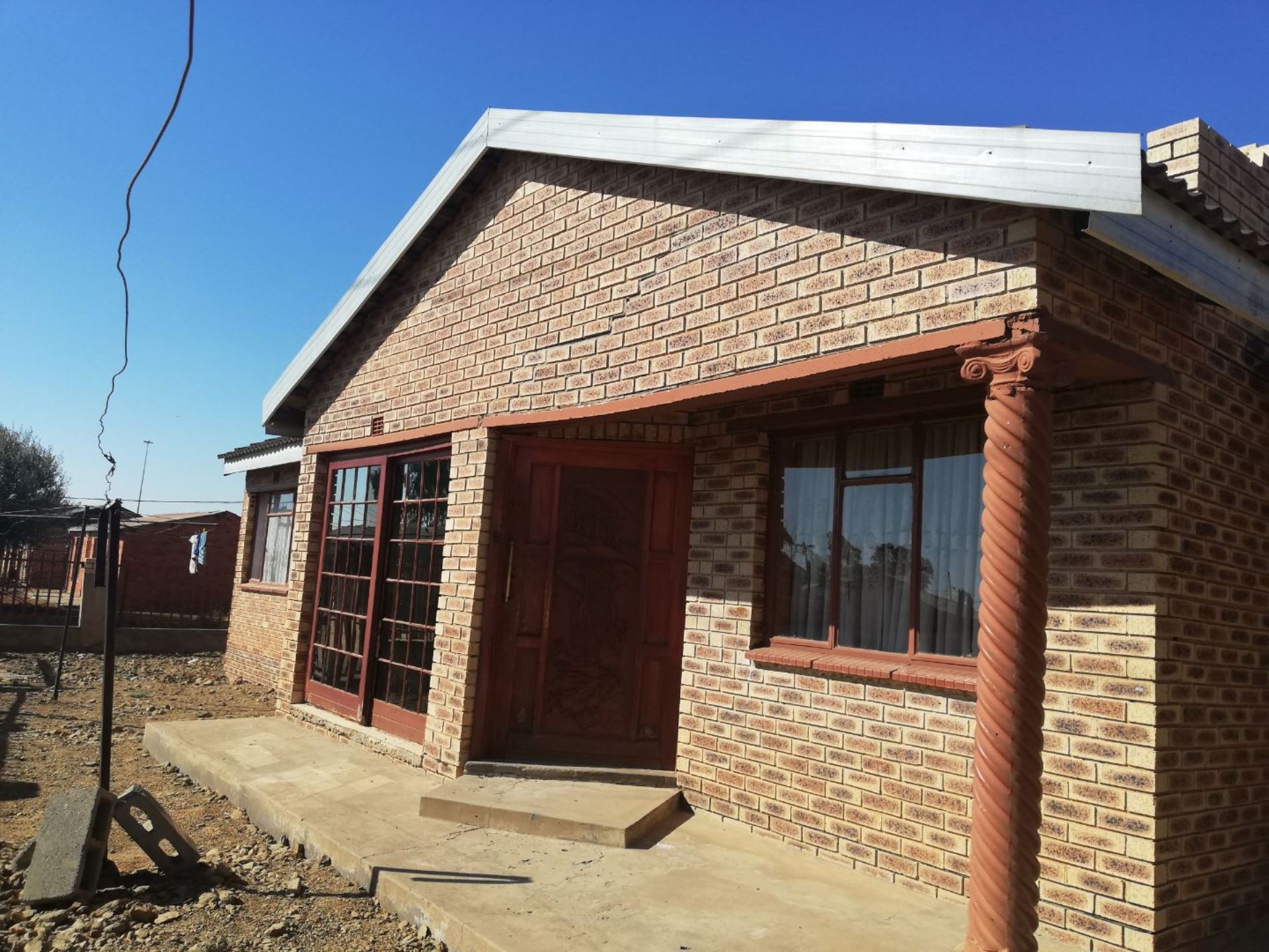 House Pending Sale In Bloemside, Bloemfontein, Free State for R 599,000