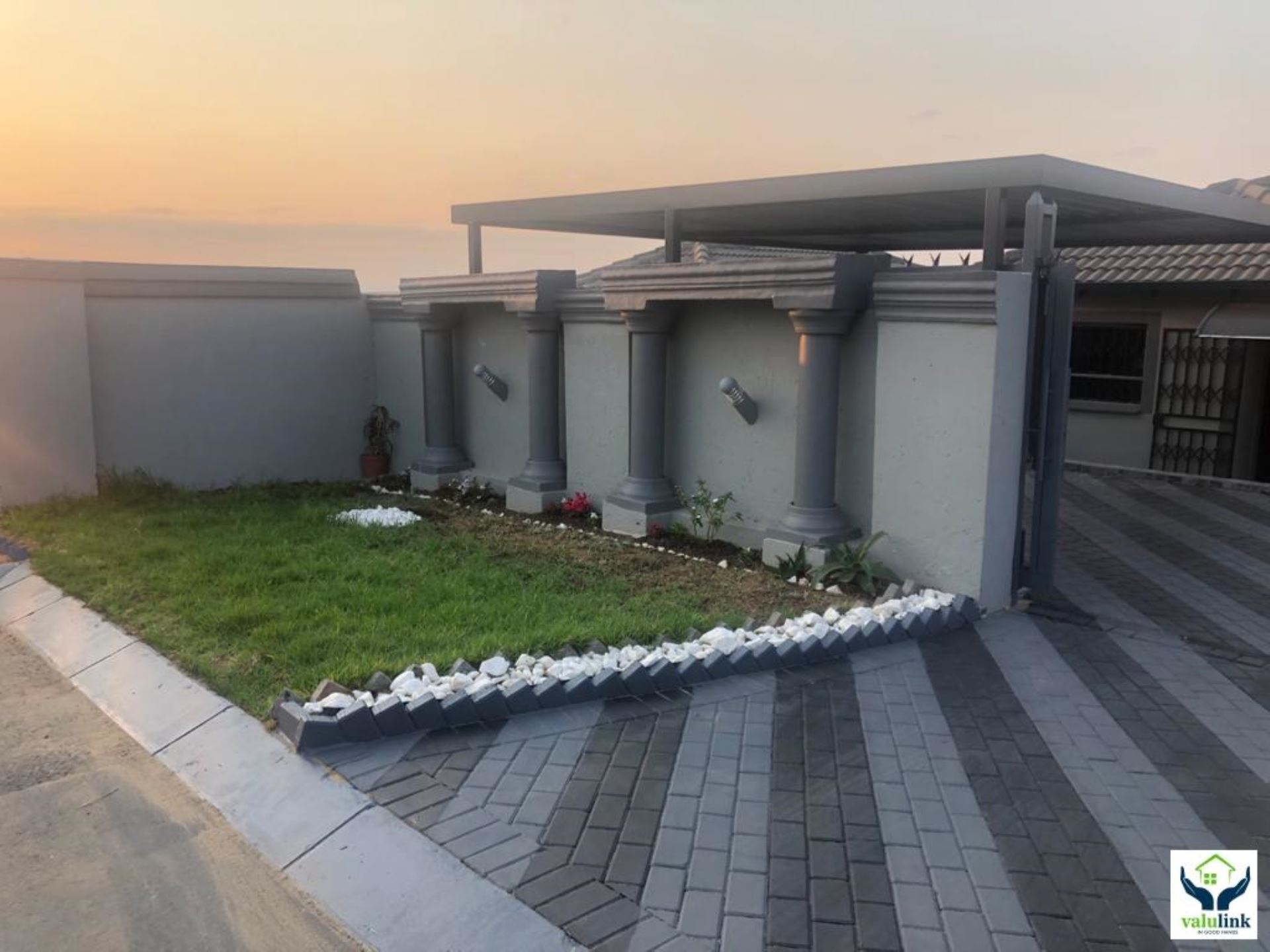 House For Sale In Riverside View, Midrand, Gauteng for R 795,000