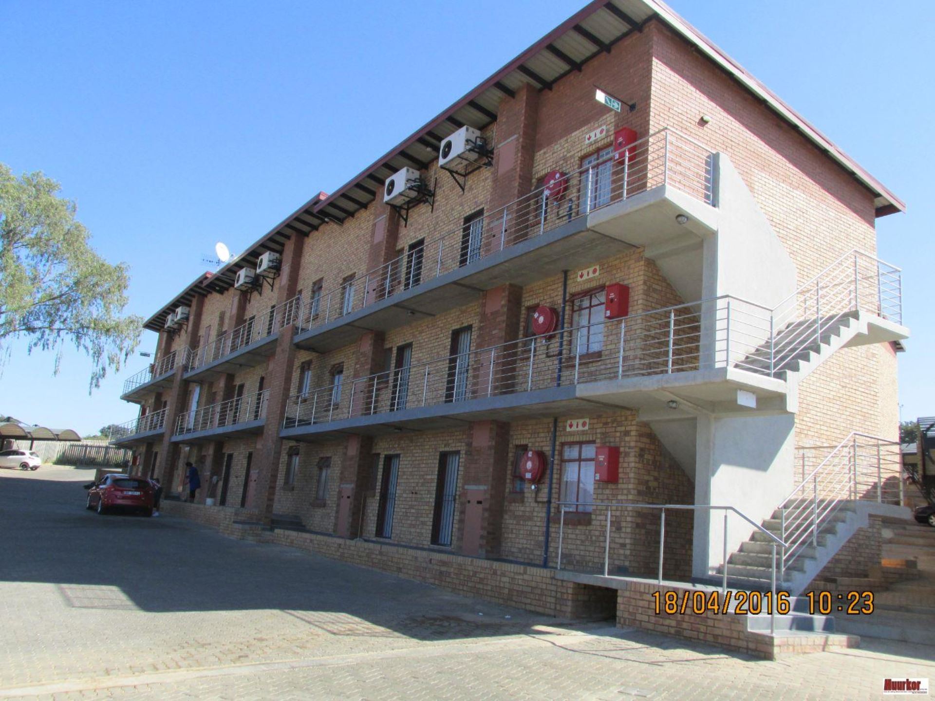 1 bedroom flat to rent in windsor west