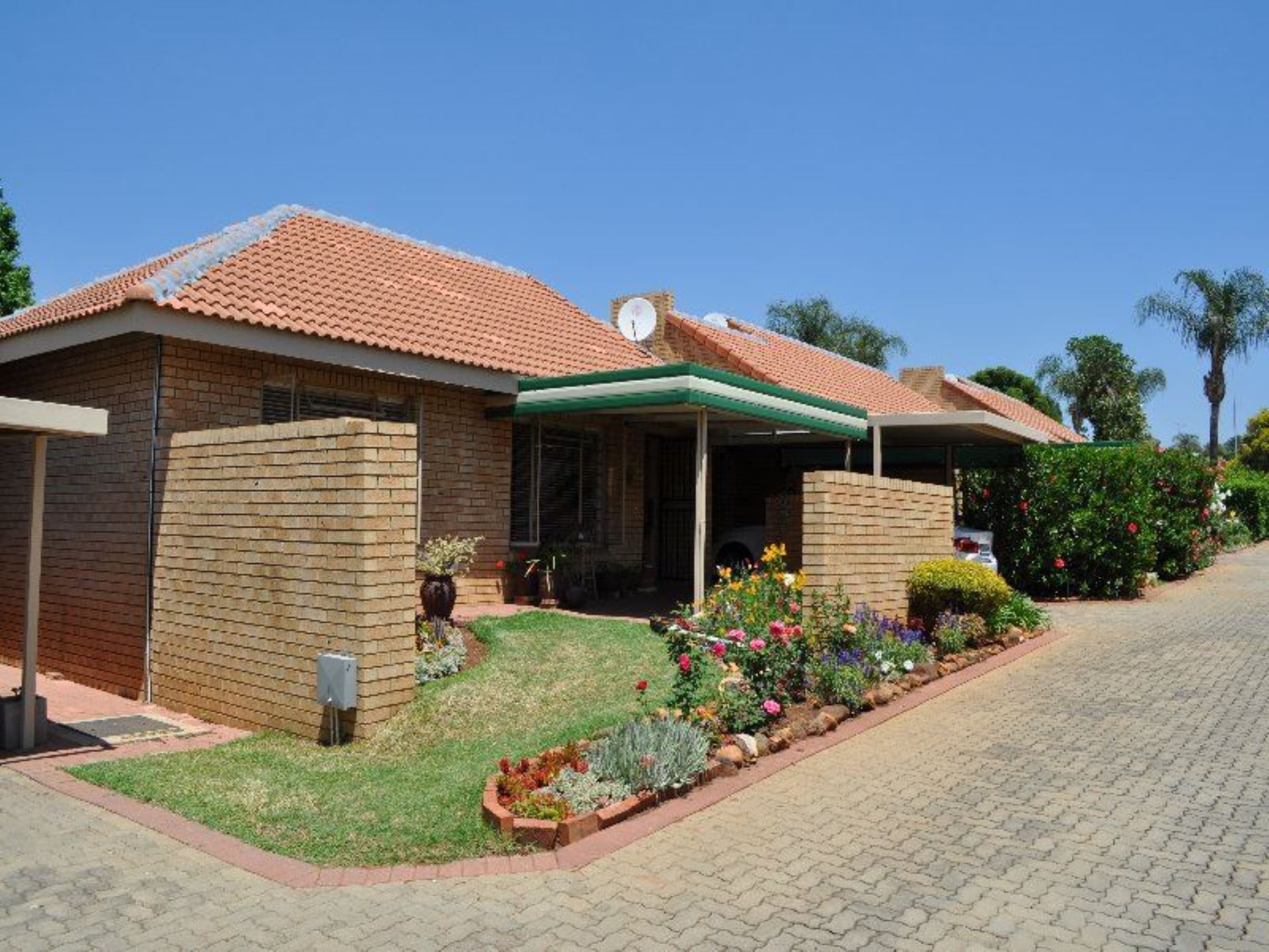 retirement-village-to-rent-in-equestria-pretoria-gauteng-for-r-8-300