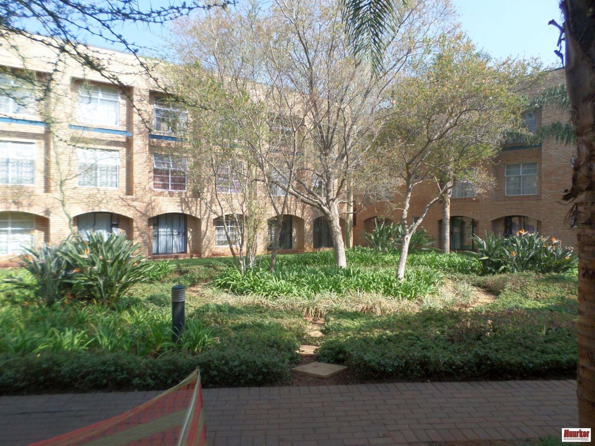 Flat To Rent In Hatfield, Pretoria, Gauteng for POA