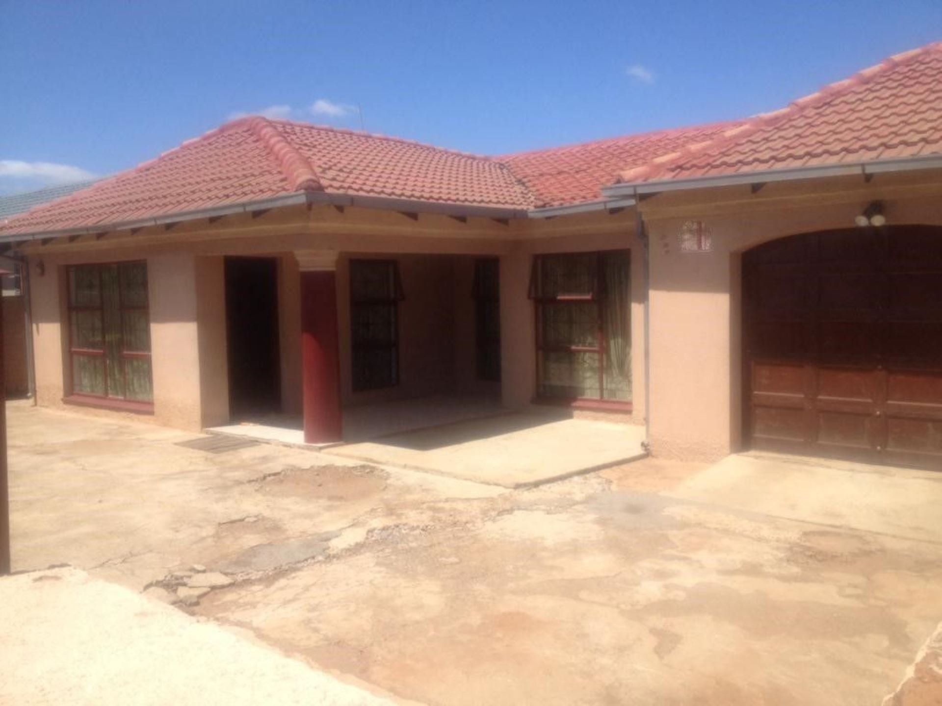 House For Sale In Mamelodi East, Pretoria, Gauteng for R 890,000